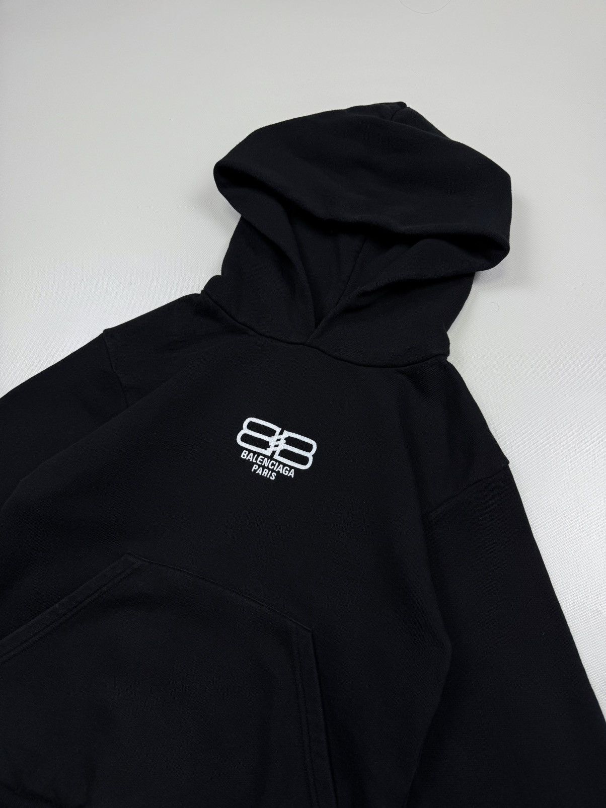 Balenciaga Balenciaga Paris Kids Embroidered Logo Hoodie Size 8y Size XXS / US 00 / IT 34 - 6 Thumbnail