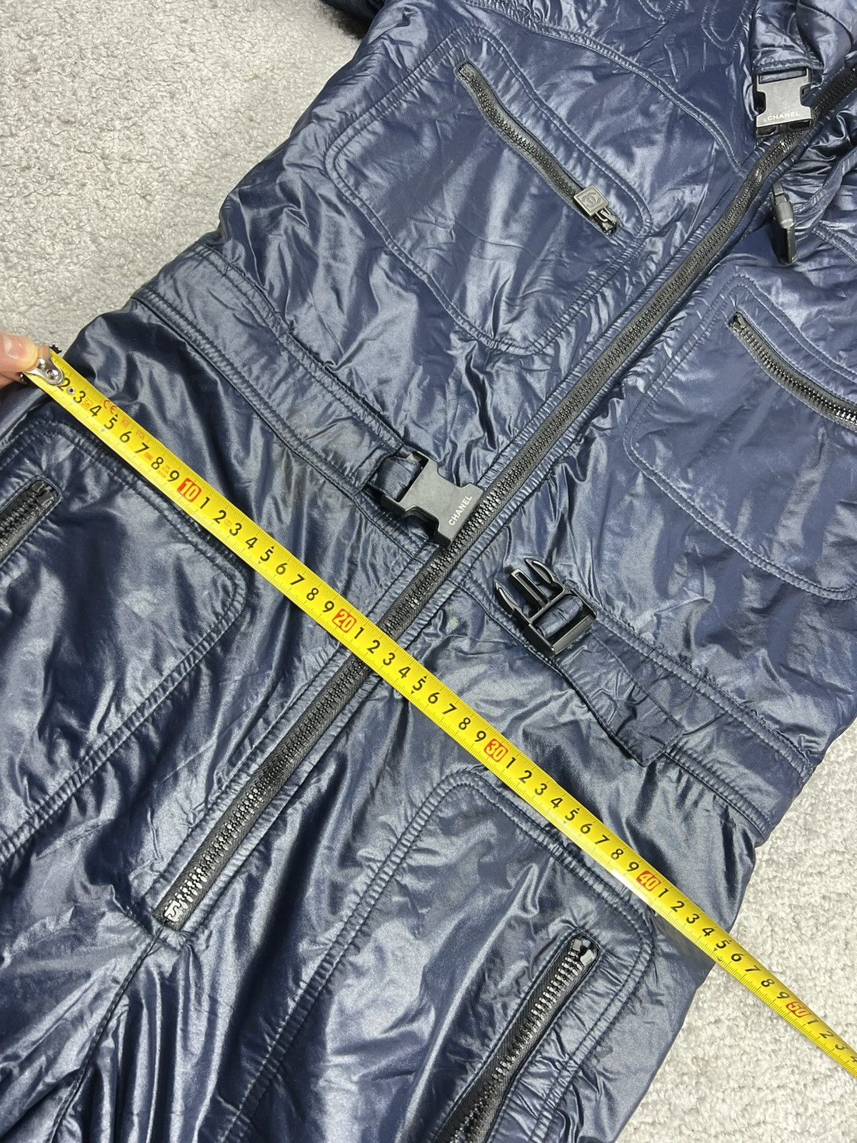 Chanel Vintage Chanel Navy Ski Suit Size 44 Size M / US 6-8 / IT 42-44 - 23 Thumbnail