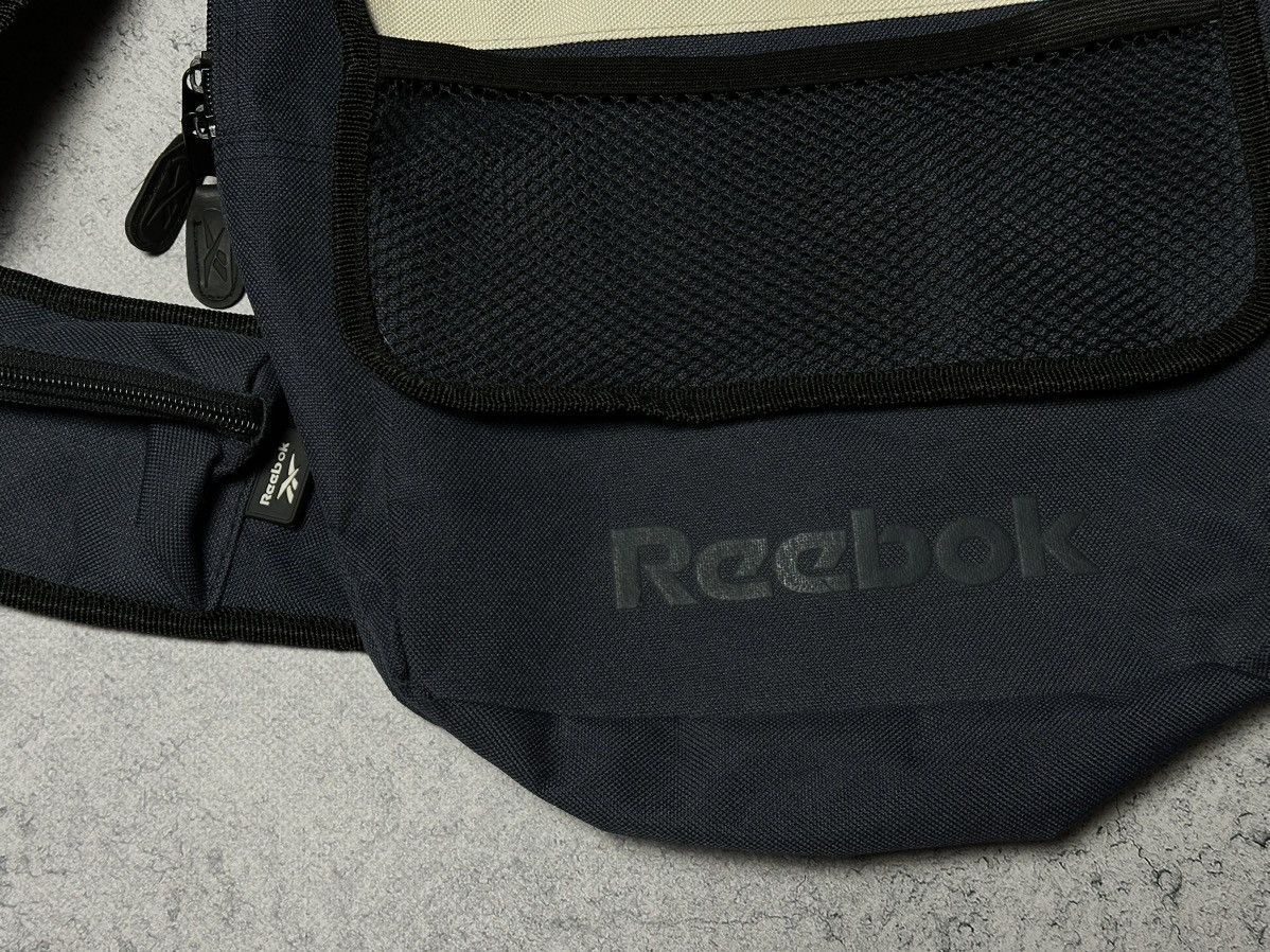 Reebok Vintage Reebok Sling Crossbody Bag Gorpcore Size ONE SIZE - 3 Thumbnail