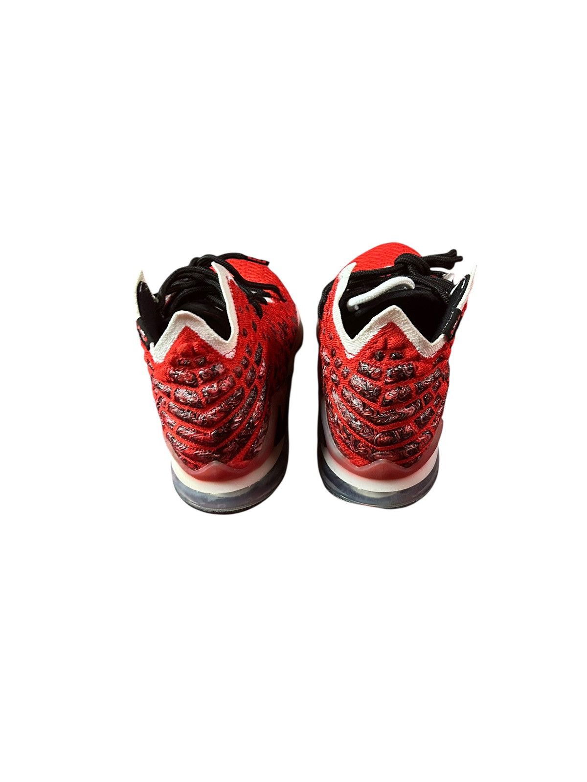 Nike Nike LeBron 17 "Air Max Uptempo" size 6 Size US 6 / EU 39 - 5 Thumbnail