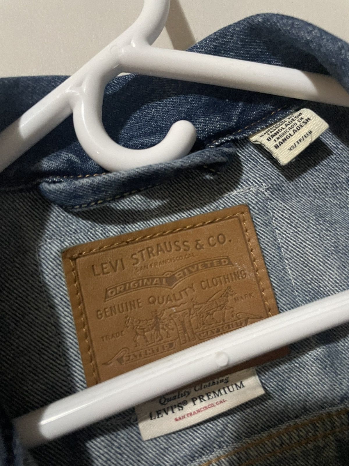 Levi's × Vintage Lemons On Fire "World On Fire" Denim Jacket Size US XS / EU 42 / 0 - 4 Thumbnail