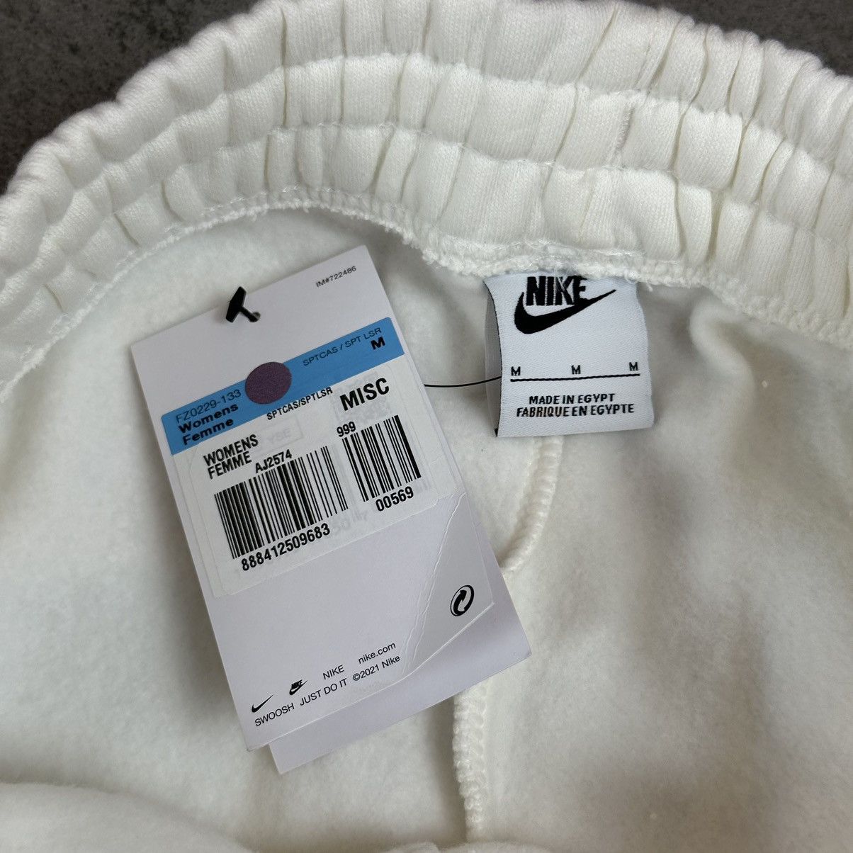 Nike Nike swoosh jogger pants M white streetwear y2k Size US 32 / EU 48 - 5 Thumbnail