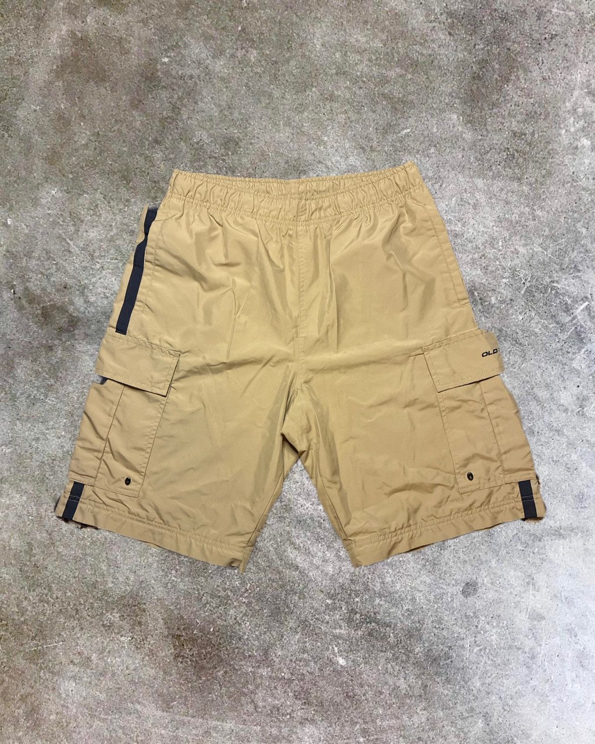Old Navy Vintage Y2K Old Navy Men’s Nylon Cargo Shorts Waist 32 Size US 32 / EU 48 - 1 Thumbnail