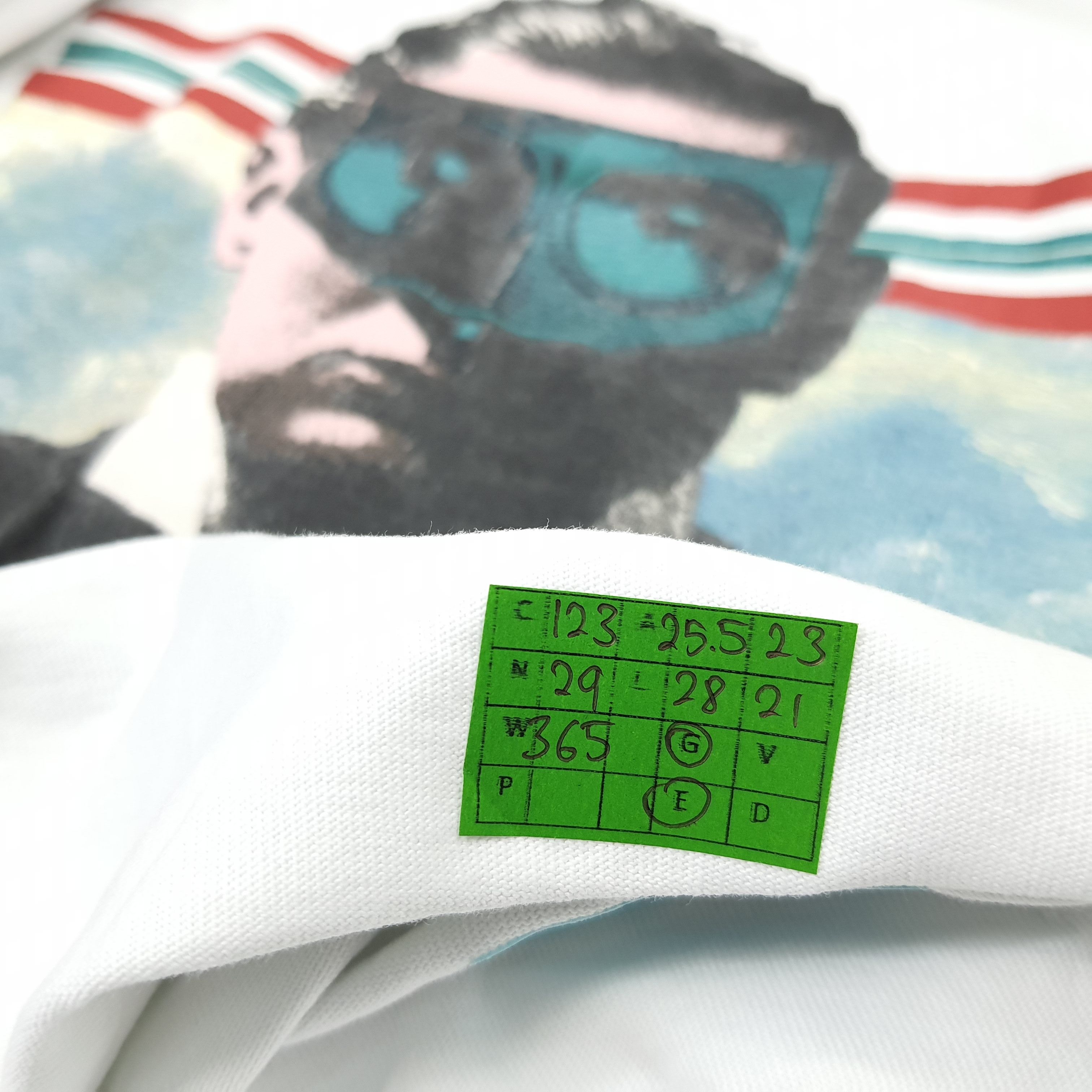 Vintage GU x Undercover Freedom Streetwear T-shirt