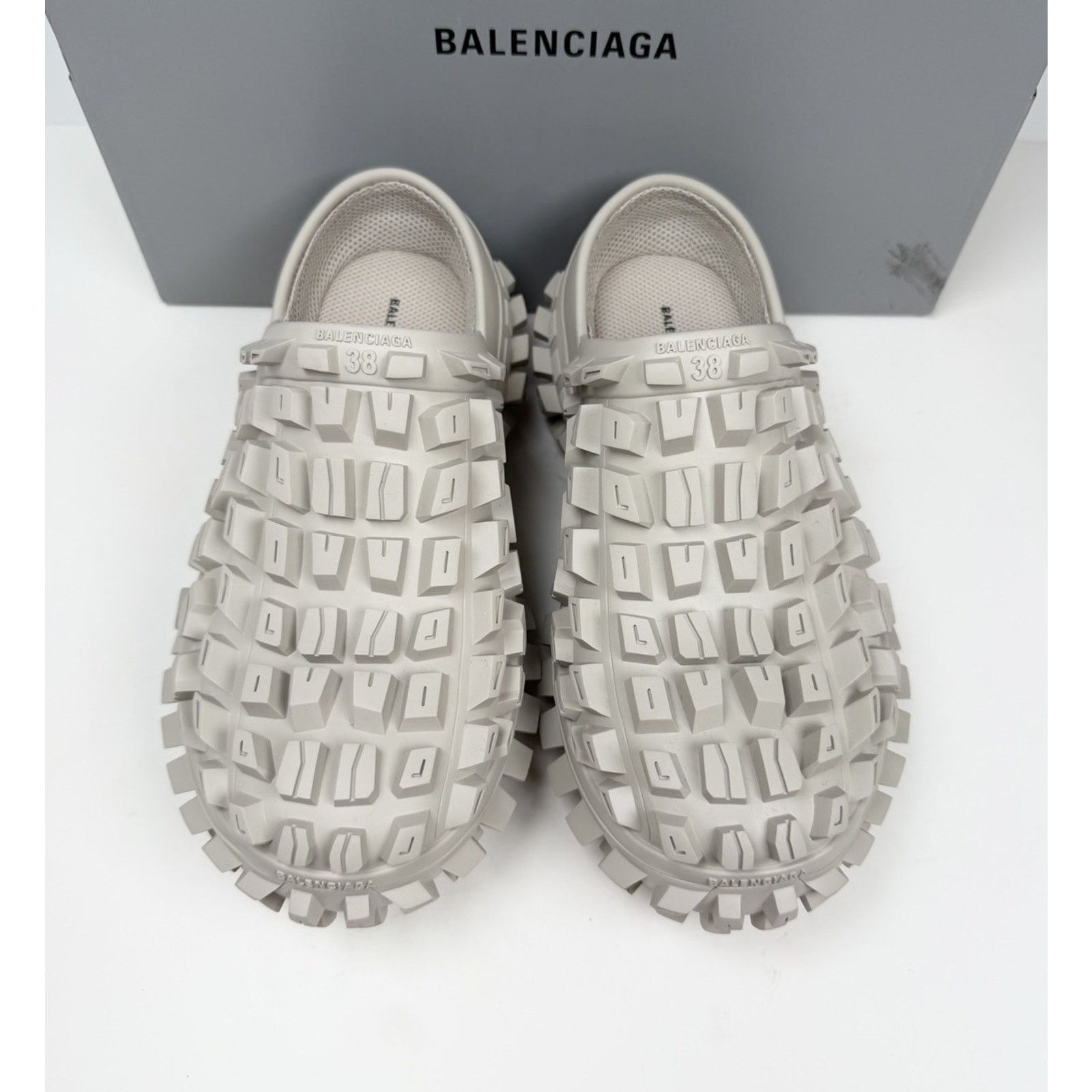Balenciaga Size 38EU/8W- Balenciaga Defender Beige Clogs Size US 8 / IT 38 - 3 Thumbnail