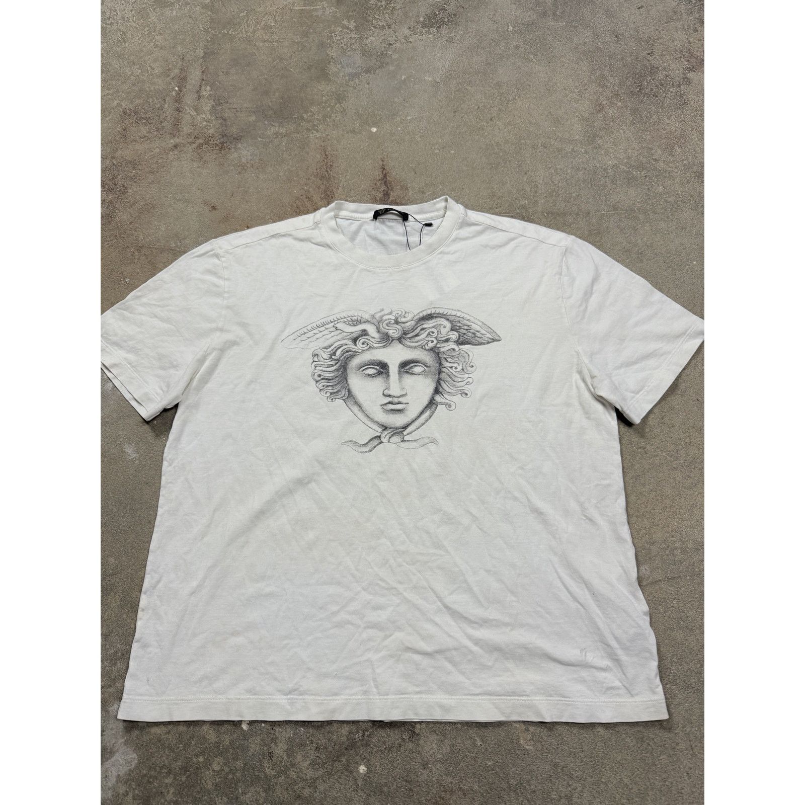 Versace Versace Tee White Used Large Size US L / EU 52-54 / 3 - 1 Thumbnail