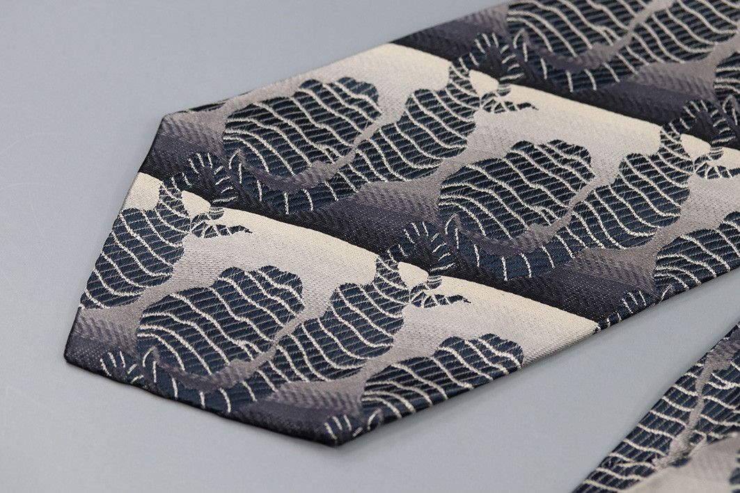 Versace Vintage Gianni Versace Silk Tie Size ONE SIZE - 9 Thumbnail