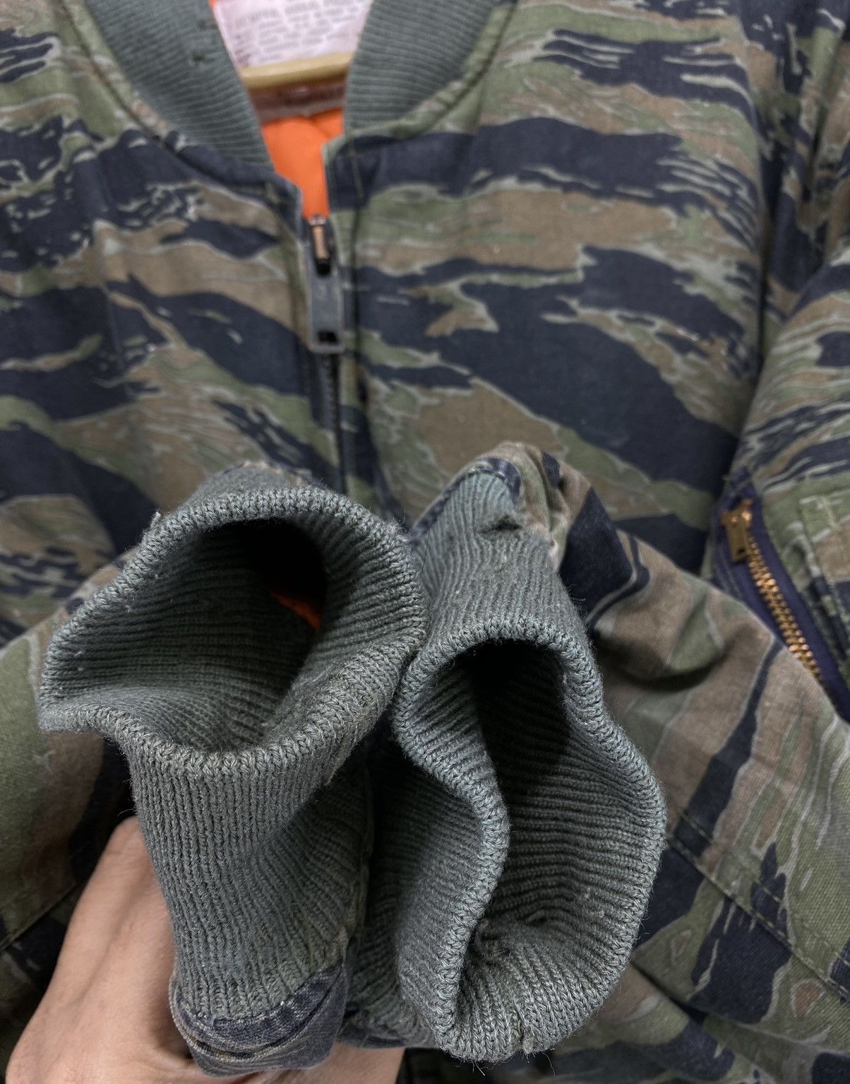 Vintage Vintage Made By Houston Jumper Field Camo Bomber Jacket Size US M / EU 48-50 / 2 - 13 Thumbnail