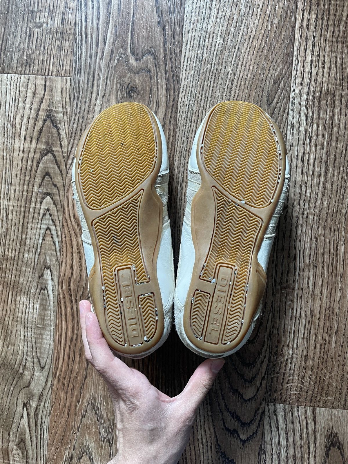 Diesel 💥Rare! Vintage Diesel Low Top Design Suede Sneakers Size US 7 / IT 37 - 9 Thumbnail