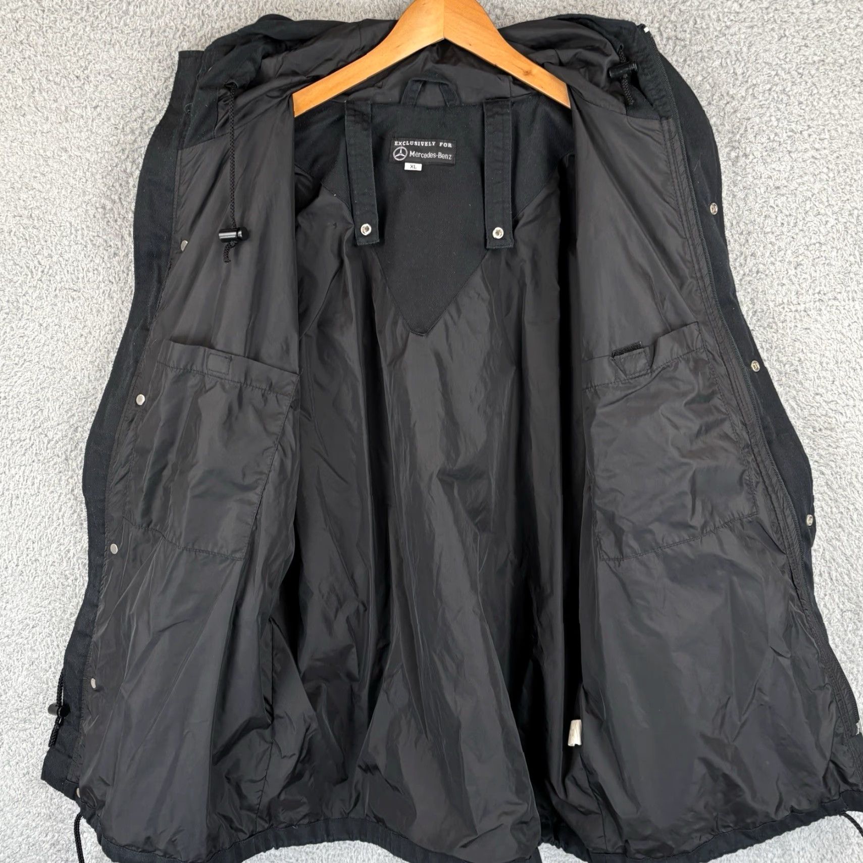 Mercedes-Benz VINTAGE Mercedes-Benz Jacket Mens XL Black Parka Hooded Coat Embroidered USA Full Zip Long Coat Size US XL / EU 56 / 4 - 4 Thumbnail