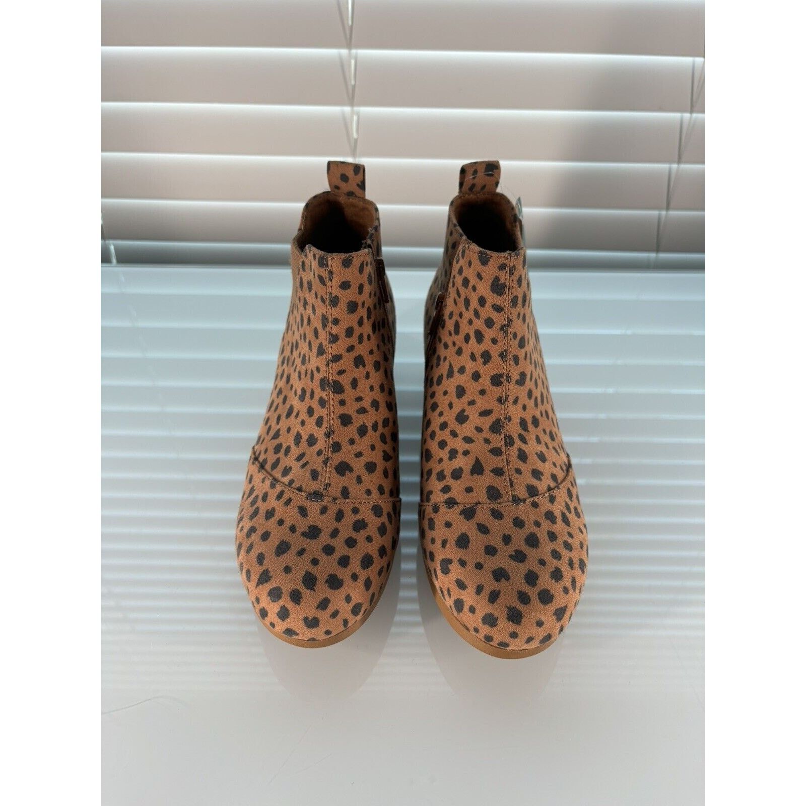 Toms Tom's Leopard Print Kelsey Wedge Boot/Brand New (Size: 3) Size US 4 / IT 34 - 2 Thumbnail