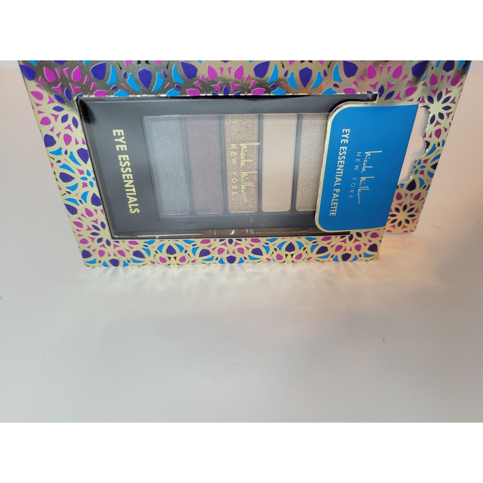 Nicole Miller NIB Nicole Miller Eye Essential Eye Shadow Palette 5 Colors Size ONE SIZE - 3 Thumbnail