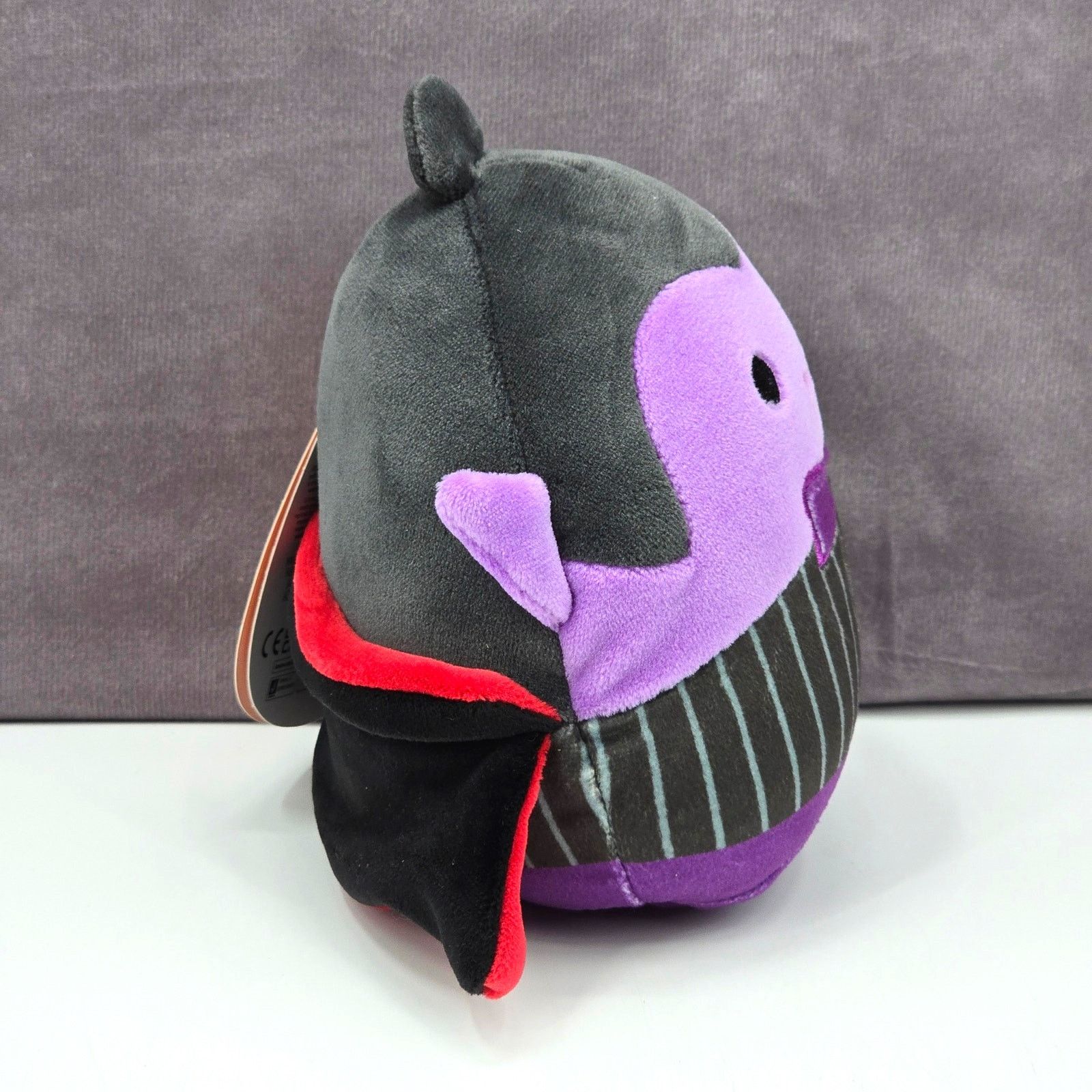 Other Squishmallows Osvaldo Halloween Dracula Bat Plush NWT #38 Size ONE SIZE - 3 Thumbnail