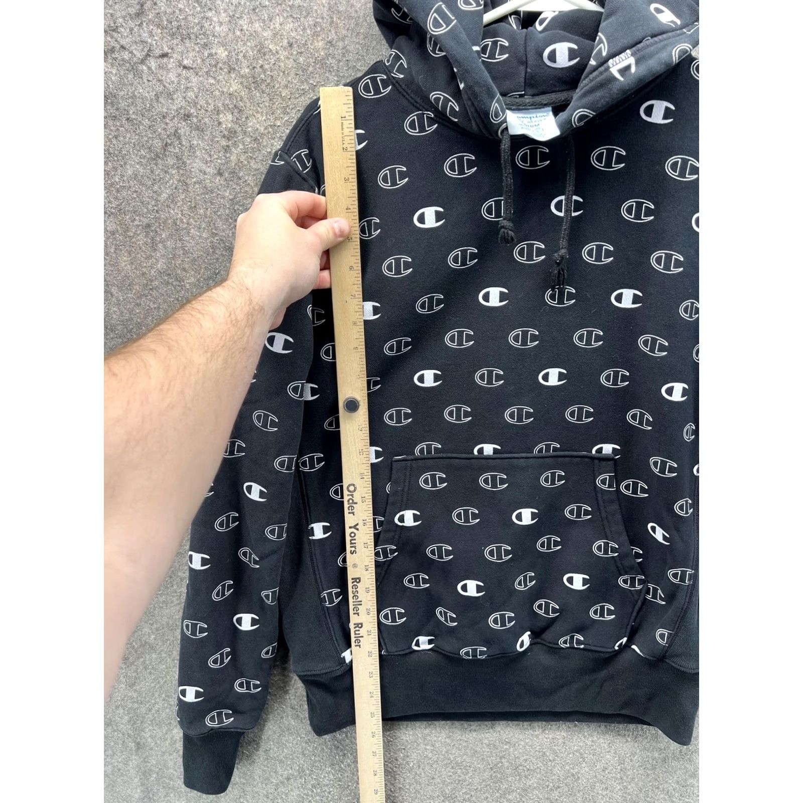 Champion VINTAGE Champion Reverse Weave Hoodie Mens Medium Black All Over Logo Fleece Pullover Size US M / EU 48-50 / 2 - 5 Thumbnail