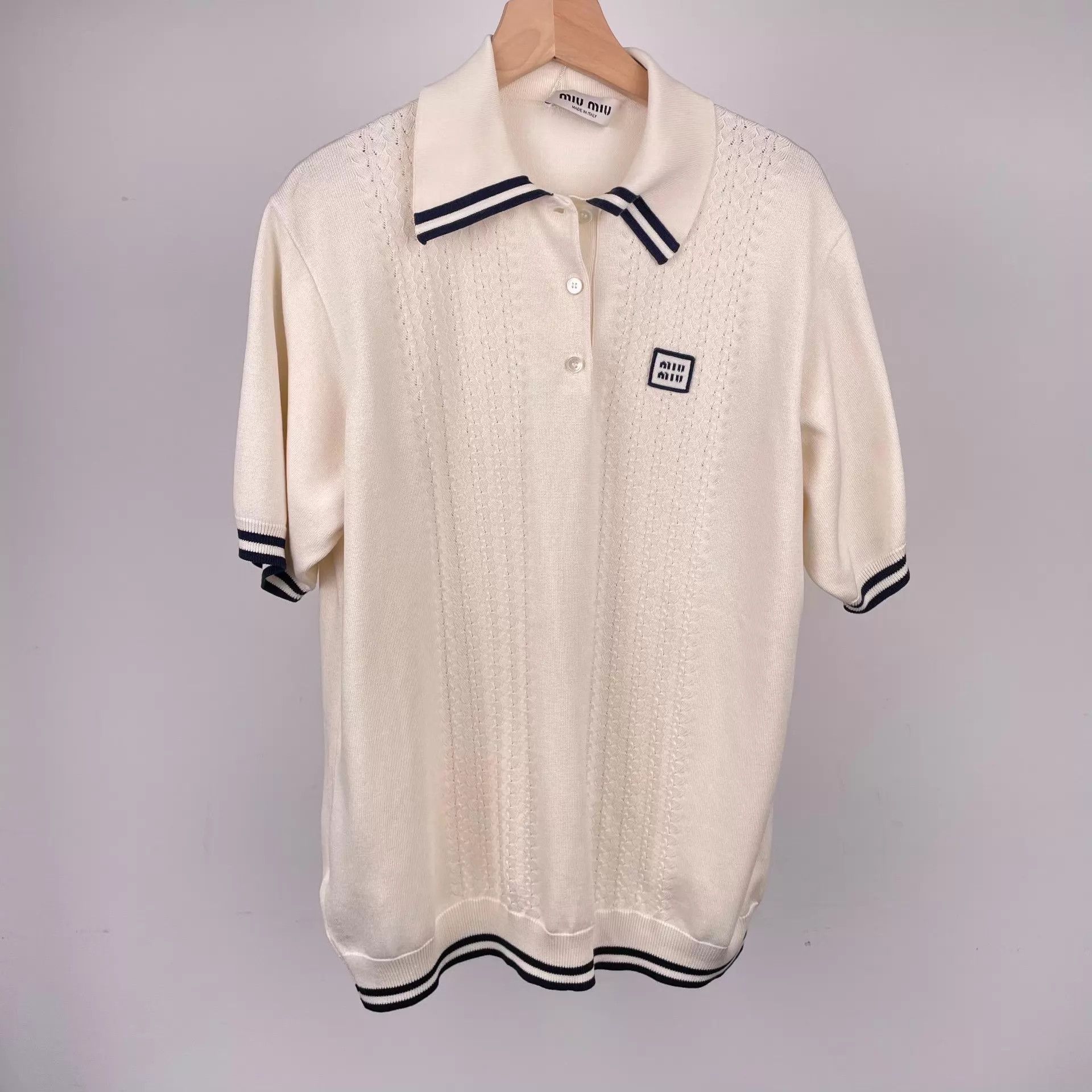 Miu Miu MIU MIU White Short Sleeve Polo Knit Shirt 36 Size XS / US 0-2 / IT 36-38 - 1 Thumbnail