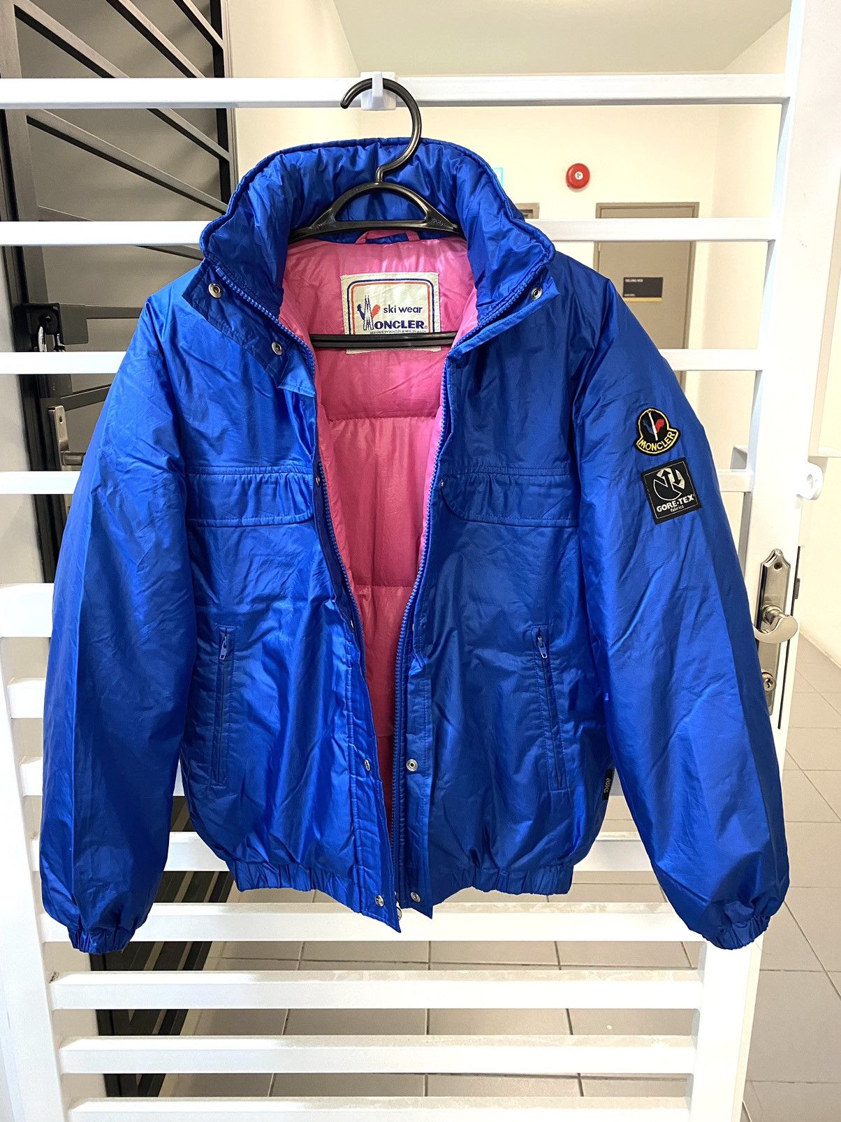 Moncler Vintage Moncler Goretex Puffer Jacket Ski wear Size US S / EU 44-46 / 1 - 7 Thumbnail