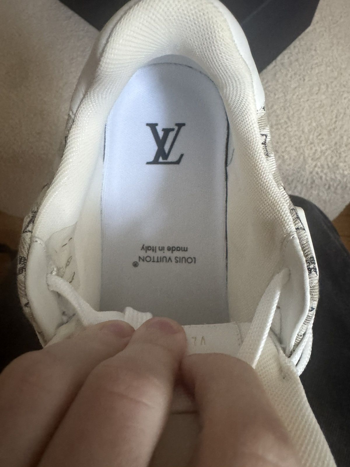 Louis Vuitton Louis Vuitton Trainer Beige Stripes Size US 4.5 / IT 34.5 - 5 Thumbnail