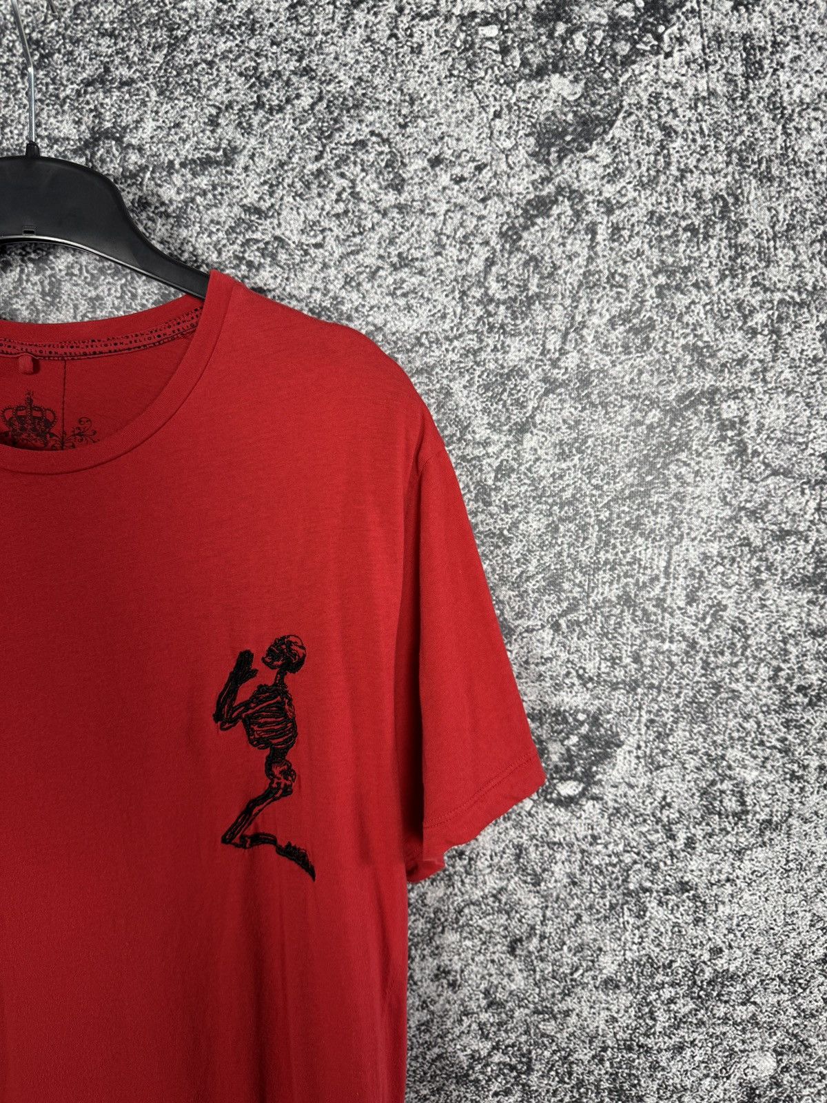 Japanese Brand Religion Red T-Shirt Playing Skeleton Graphic Tee Size L-XL Size US L / EU 52-54 / 3 - 2 Thumbnail