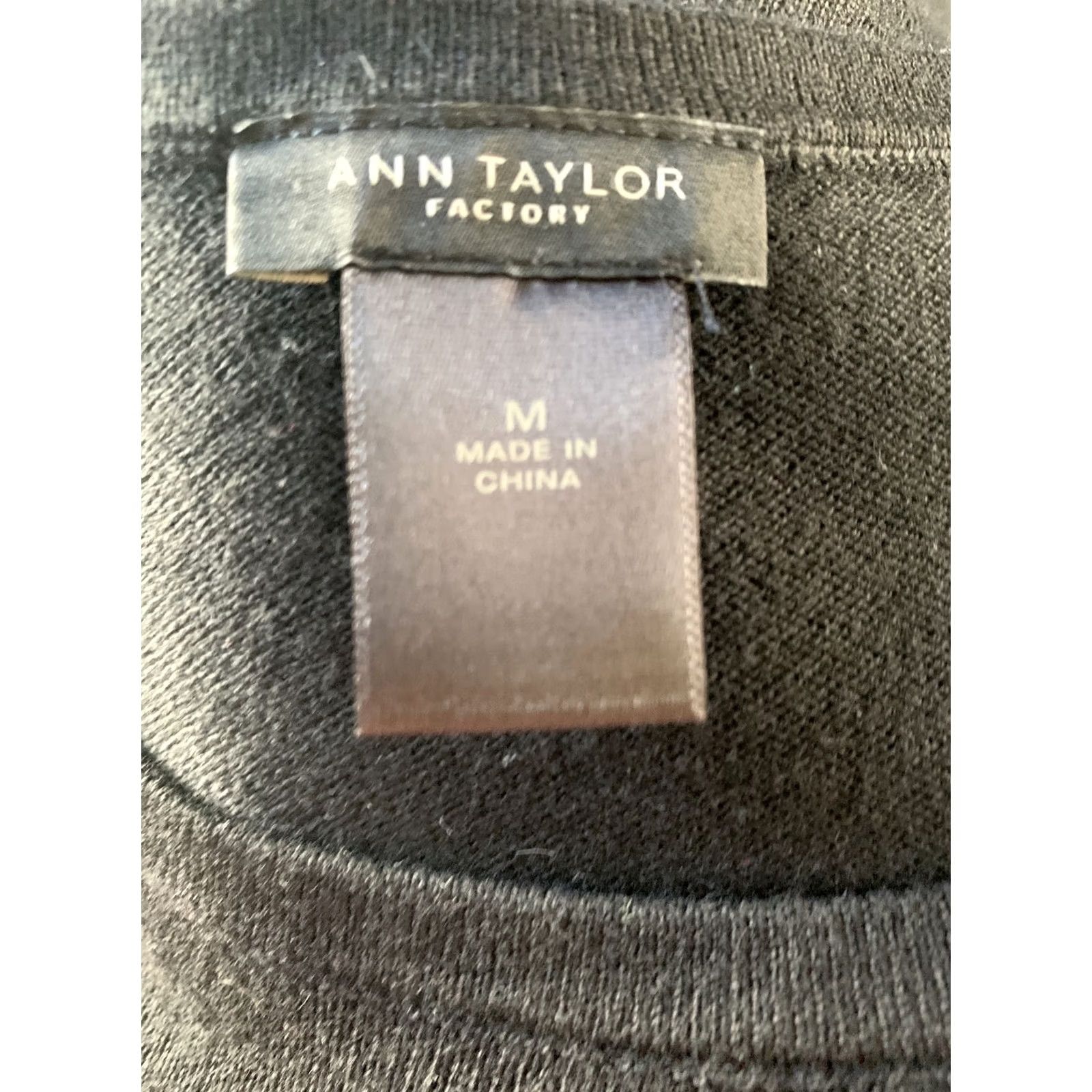 Ann Taylor Ann Taylor Factory Women’s M Black Knit Sweater Top Work/Career Wear Pullover Long Sleeve Round Neck Shirt Size M / US 6-8 / IT 42-44 - 5 Thumbnail