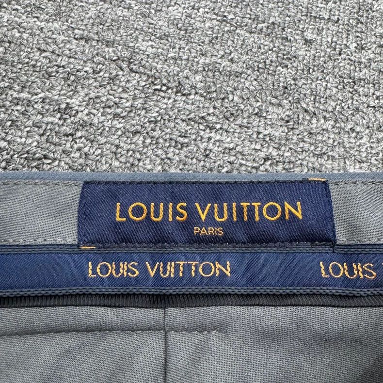 Louis Vuitton Louis Vuitton Blue slacks pants Nextarrow-2505 Size US 40 / EU 56 - 2 Thumbnail