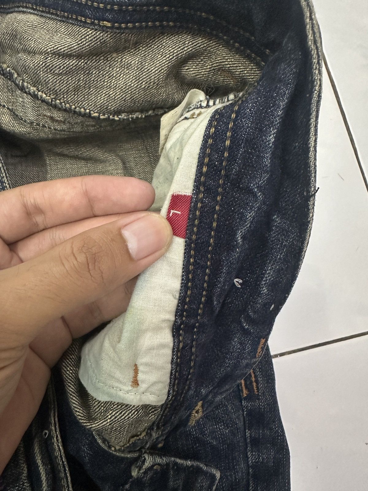 Japanese Brand × Vintage Cross Distressed Jeans Size US 33 - 10 Thumbnail