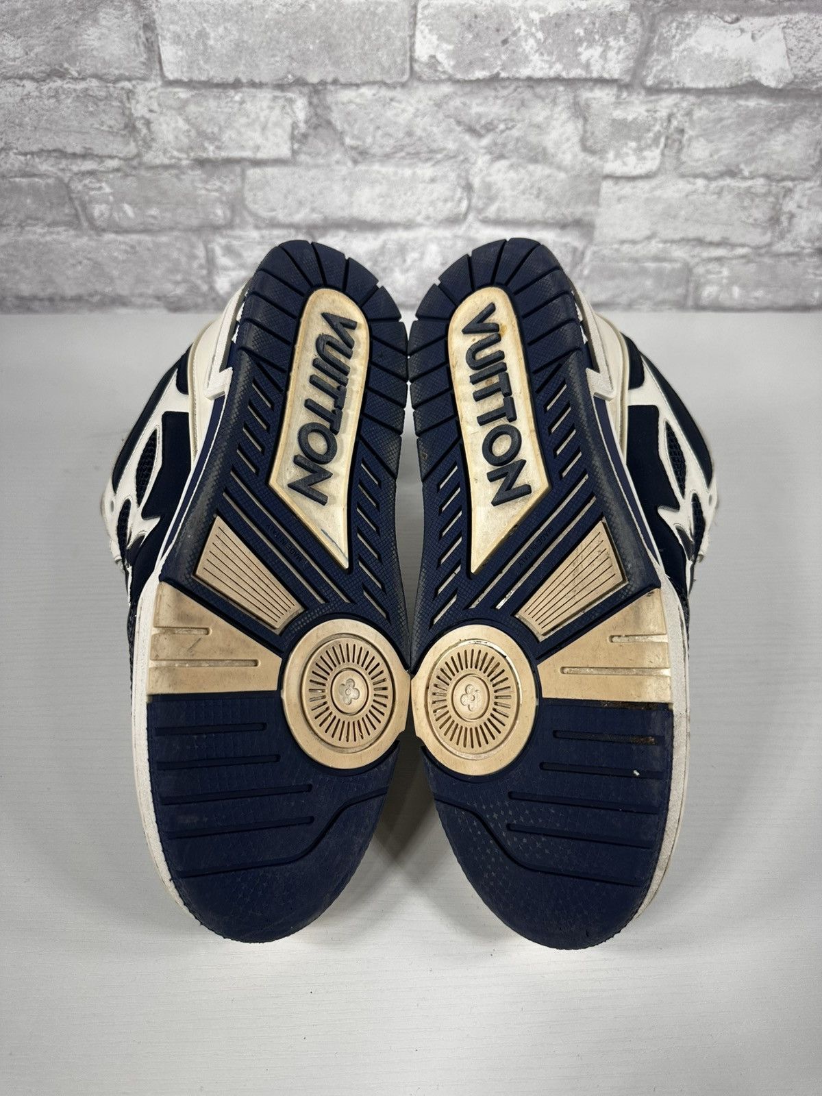 Louis Vuitton Louis Vuitton Skates Size 10US Size US 10 / EU 43 - 5 Thumbnail