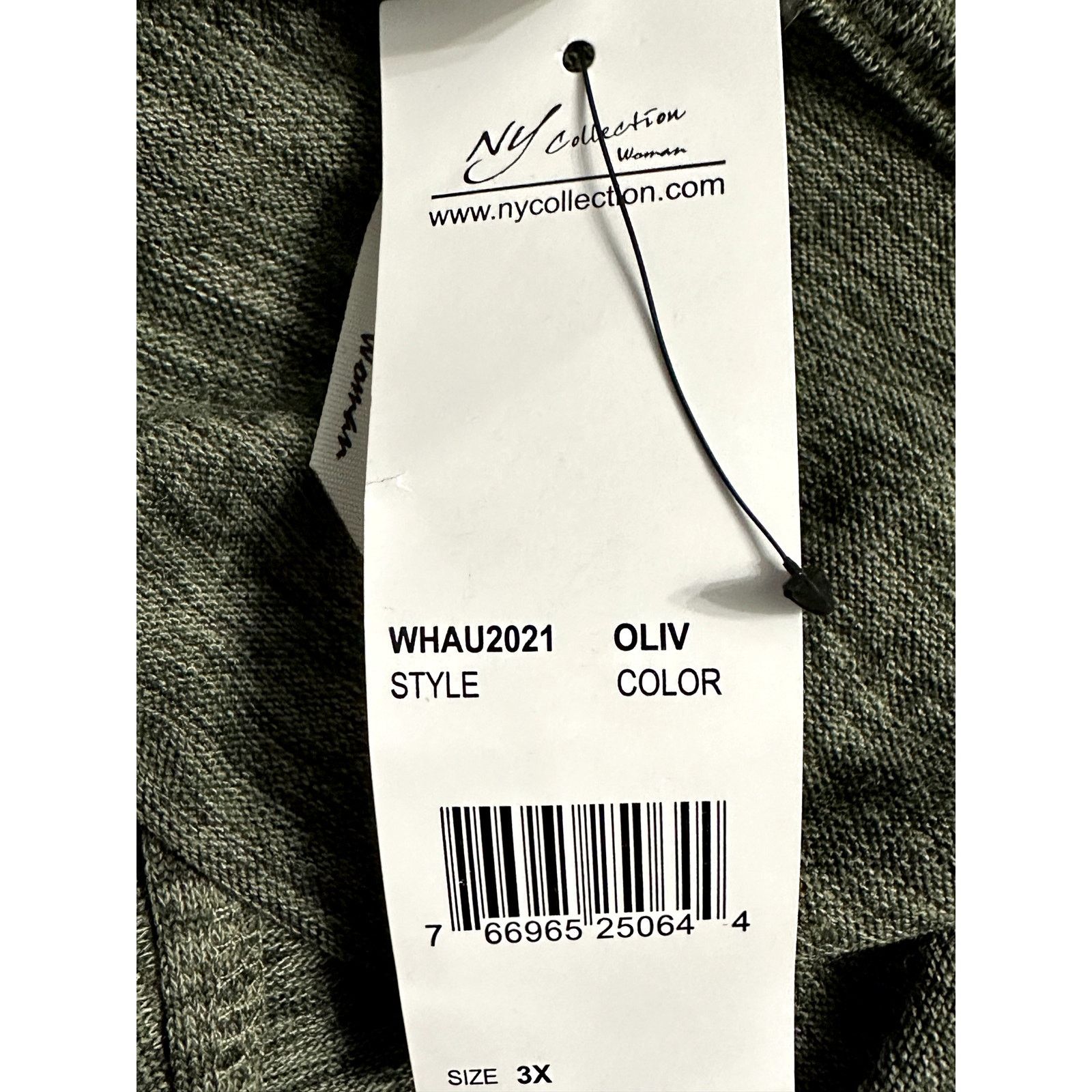 Other NY Collection Top Twist Front Keyhole Neckline Green 2X NWT Size XXL / US 16-18 / IT 52-54 - 10 Thumbnail