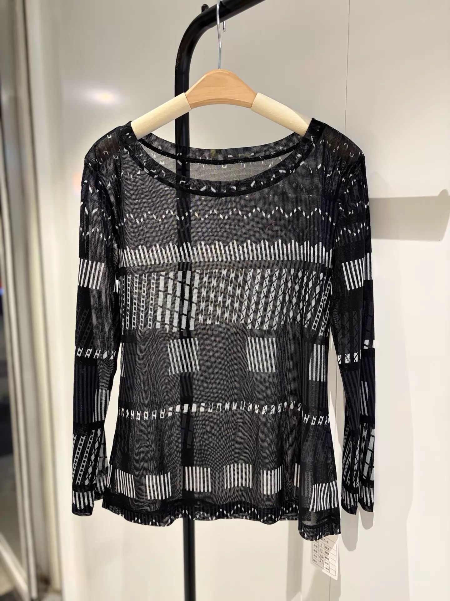 Issey Miyake Issey Miyake Black & White Sheer Fitted Longsleeve Top 3 Size L / US 10 / IT 46 - 1 Thumbnail