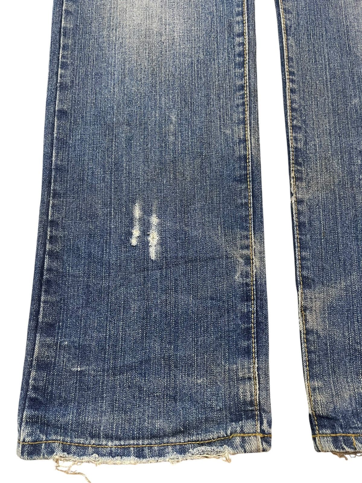 Dsquared2 Vintage Japanese Dsquared2 Faded Wash Distress Loose Jeans Size US 38 / EU 54 - 7 Thumbnail