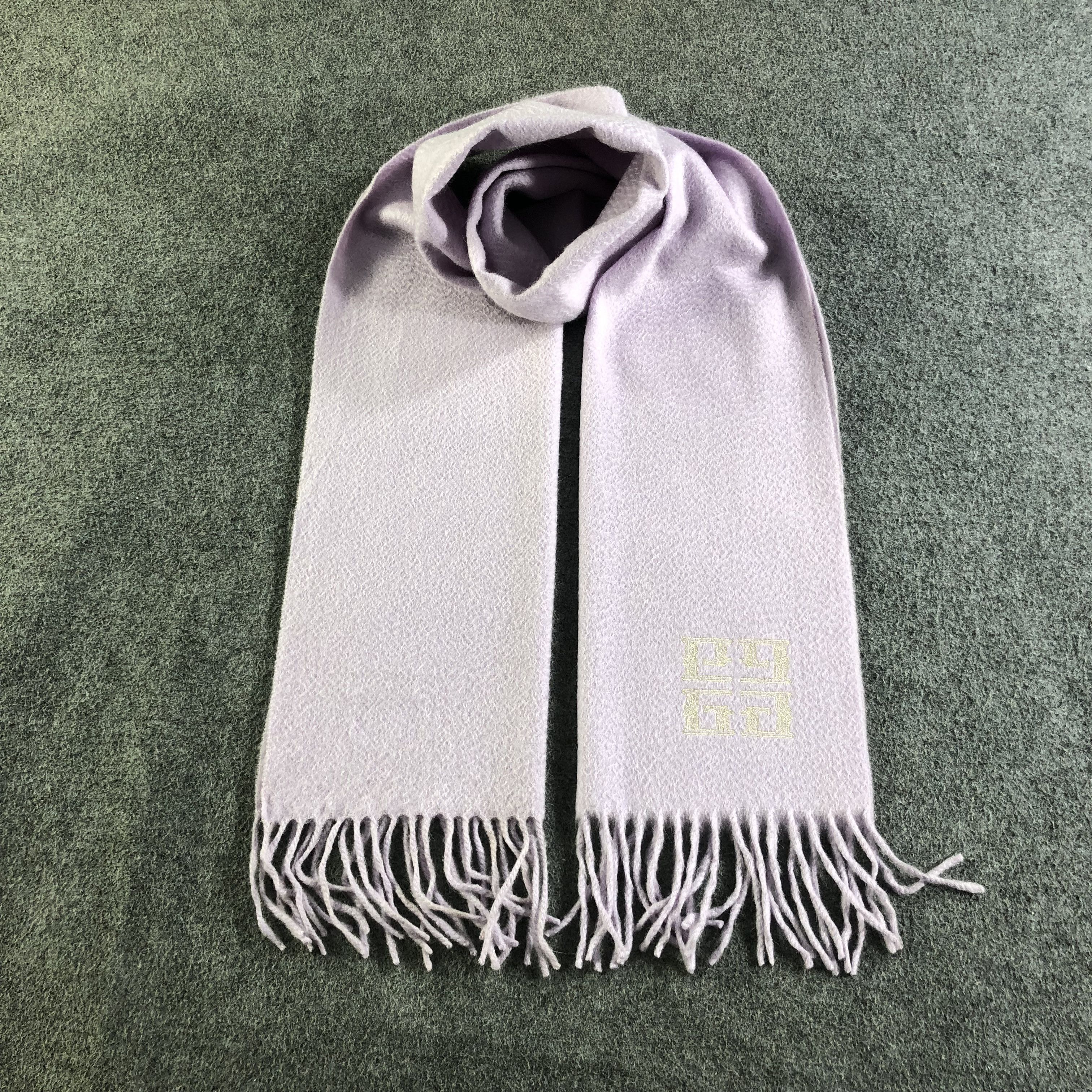 Givenchy Givenchy Plain Cashmere Scarf Muffler V1992 Size ONE SIZE - 1 Thumbnail