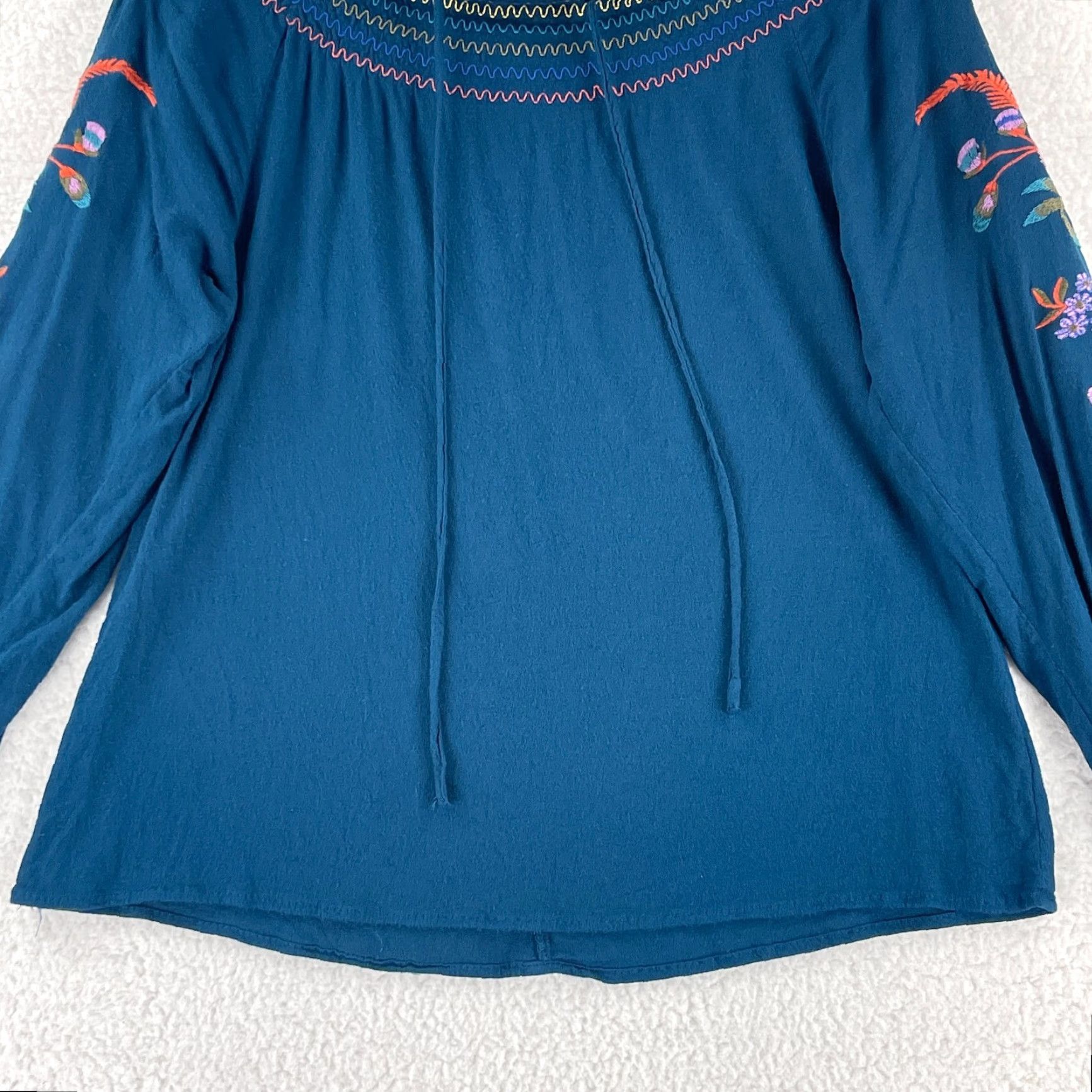 Vintage Umgee Blue Off Shoulder Floral Embroidered Shirt Womens Pullover Size M Size M / US 6-8 / IT 42-44 - 5 Thumbnail