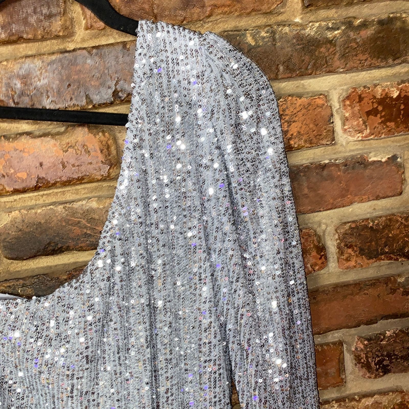 Zara Zara Silver Sequined One Shoulder Long Sleeve Bodysuit Large Size L / US 10 / IT 46 - 3 Thumbnail