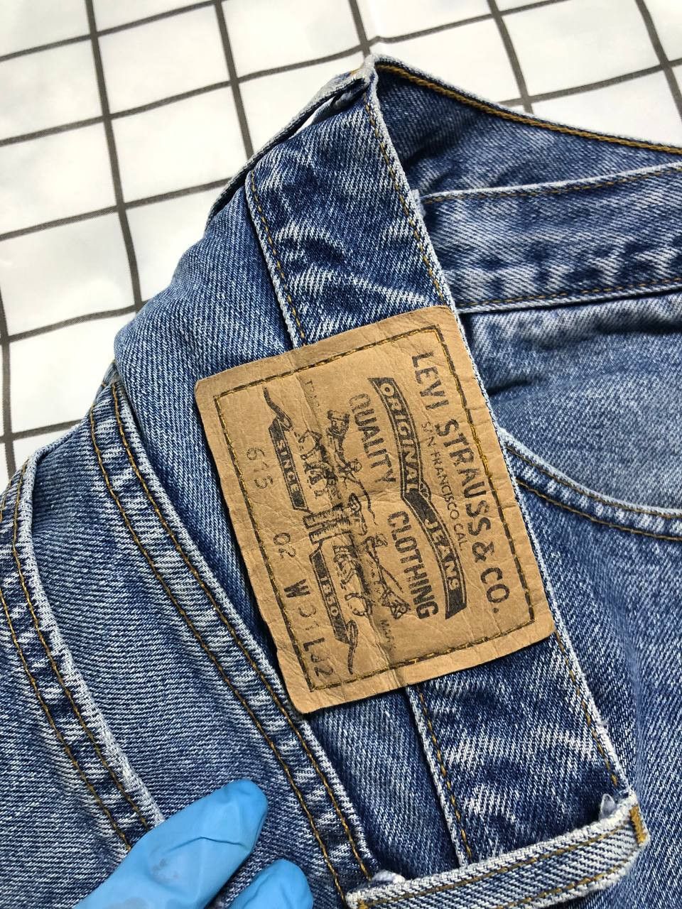Levi's Vintage 90's Levi’s 615 Loose Fit USA Jeans Orange Size US 31 - 16 Thumbnail