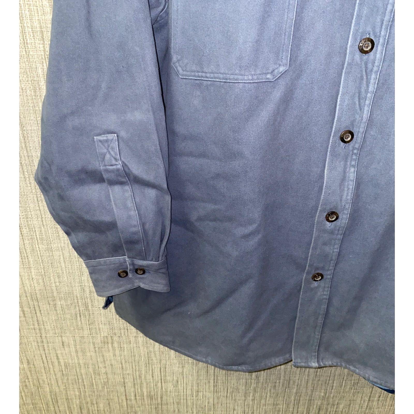 Levi's Levi's Mens Blue Button-Up Shirt XL Long Sleeve Button-Front Collared Cotton Regular Size Type Regular Mens Size US XL / EU 56 / 4 - 4 Thumbnail