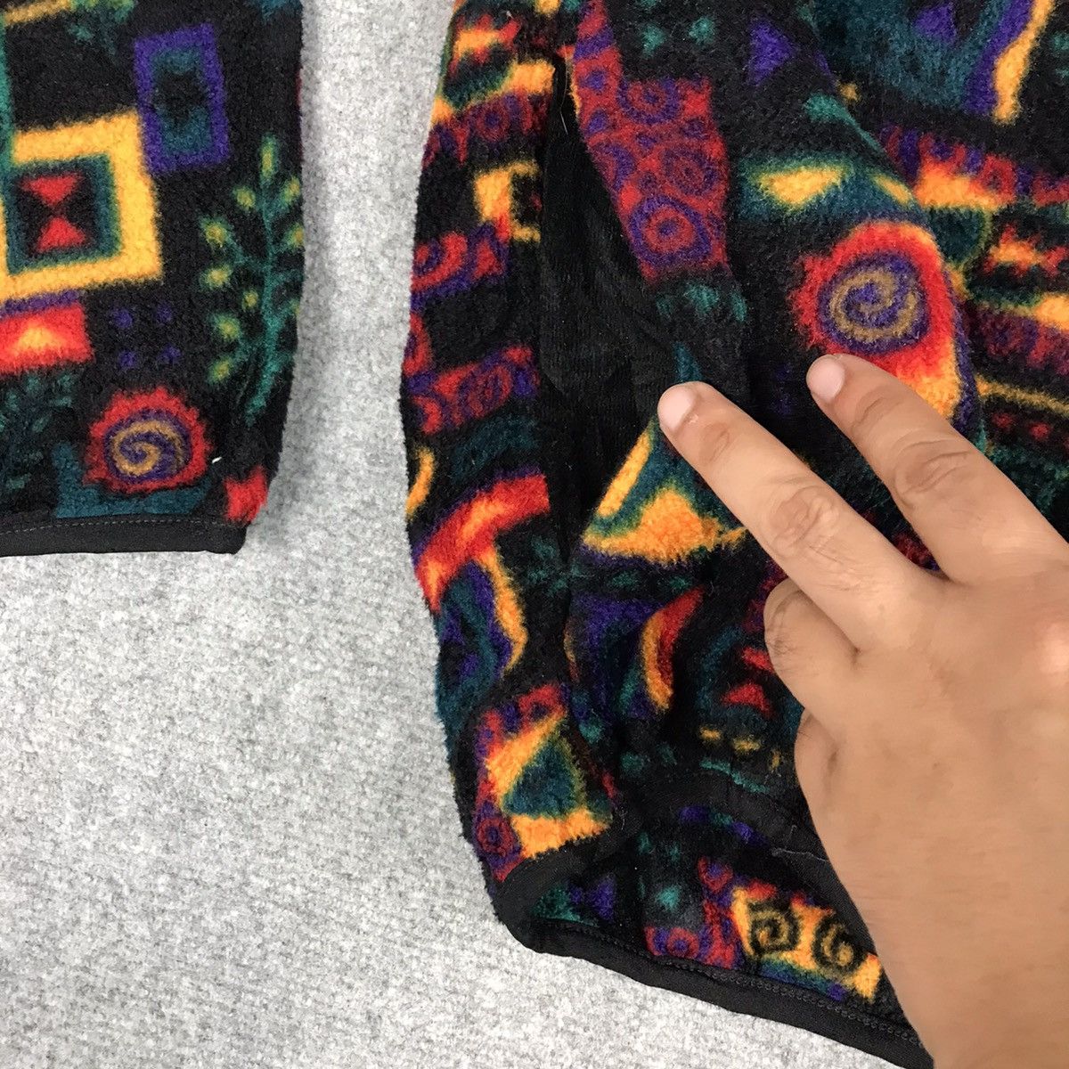 L.L. Bean 🔥L.L BEAN MULTI COLOUR FLEECE JACKET Size US M / EU 48-50 / 2 - 6 Thumbnail