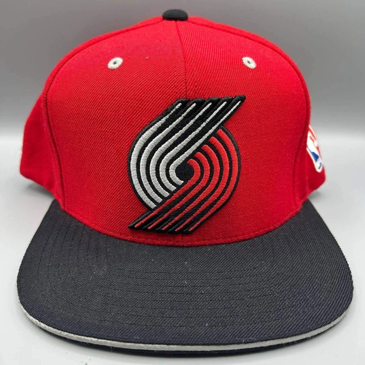 Mitchell & Ness Portland Trail Blazers Hat Men Embroidered Snap Back Wool Size ONE SIZE - 1 Thumbnail