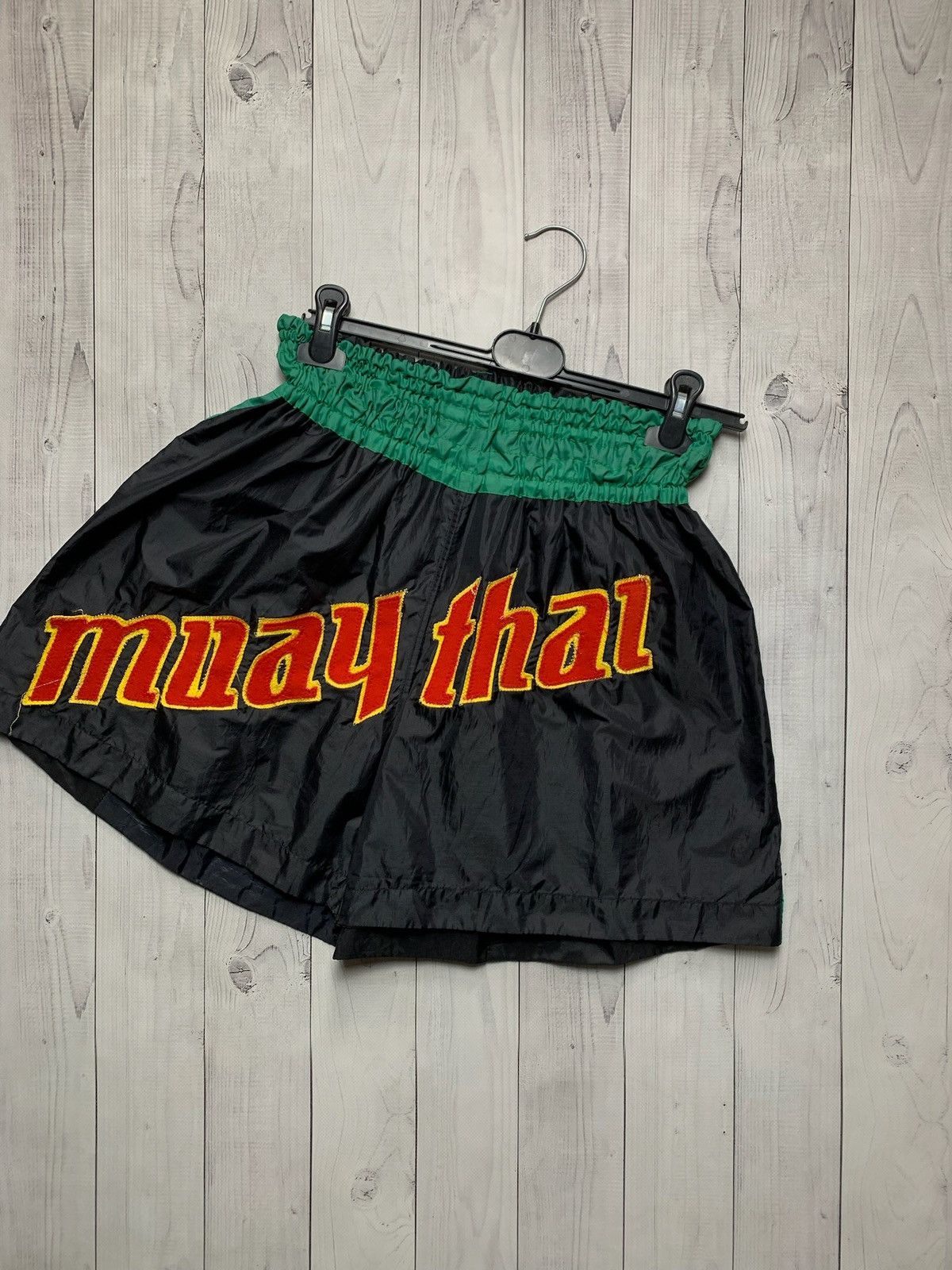 Vintage Vintage Maui Thai boxing shorts size L rare Size US 34 / EU 50 - 1 Thumbnail