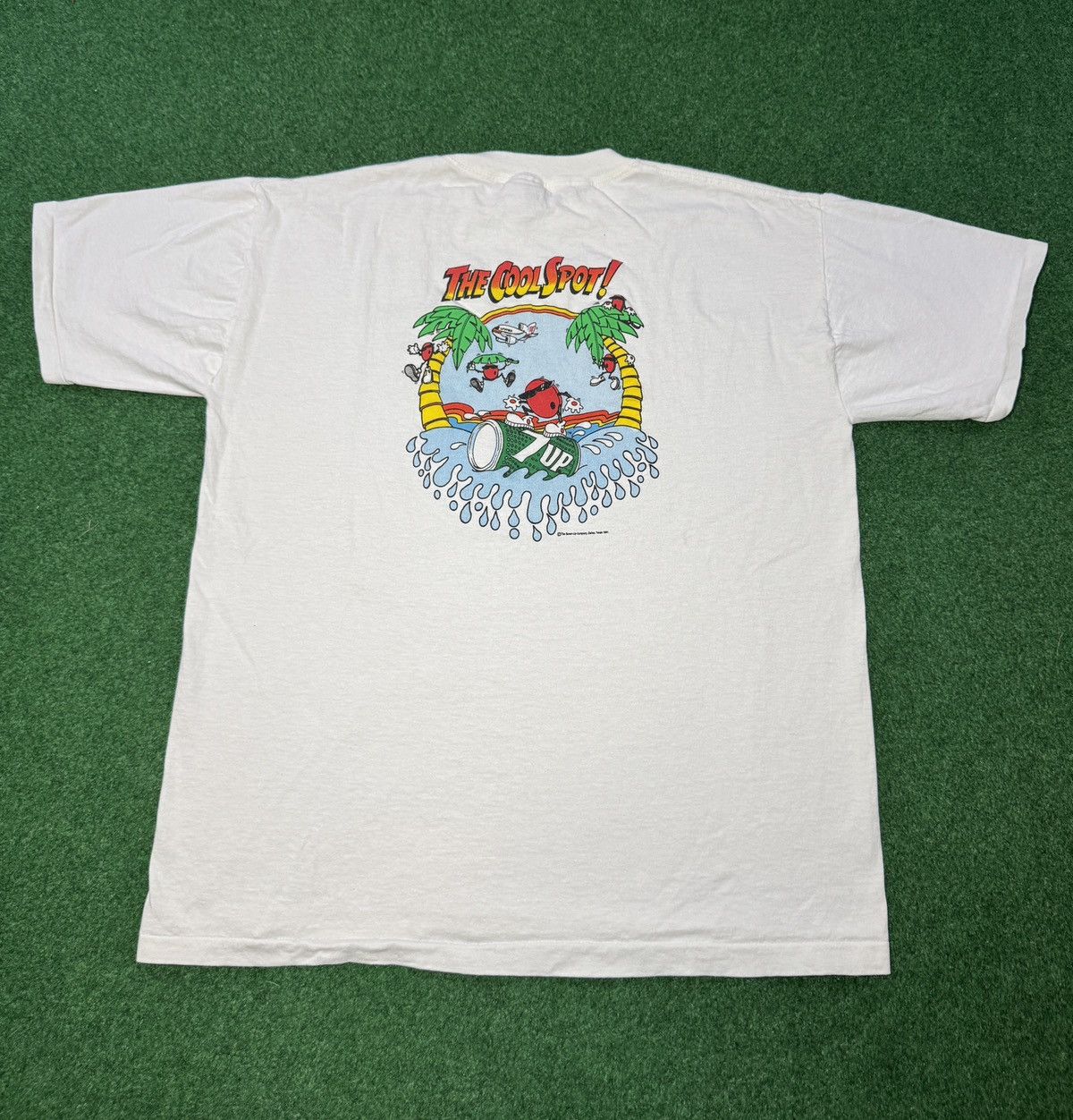 Vintage Vintage 90s Seven Up Cool Spot Retro Soda Pop Promo T Shirt Size US XL / EU 56 / 4 - 1 Thumbnail