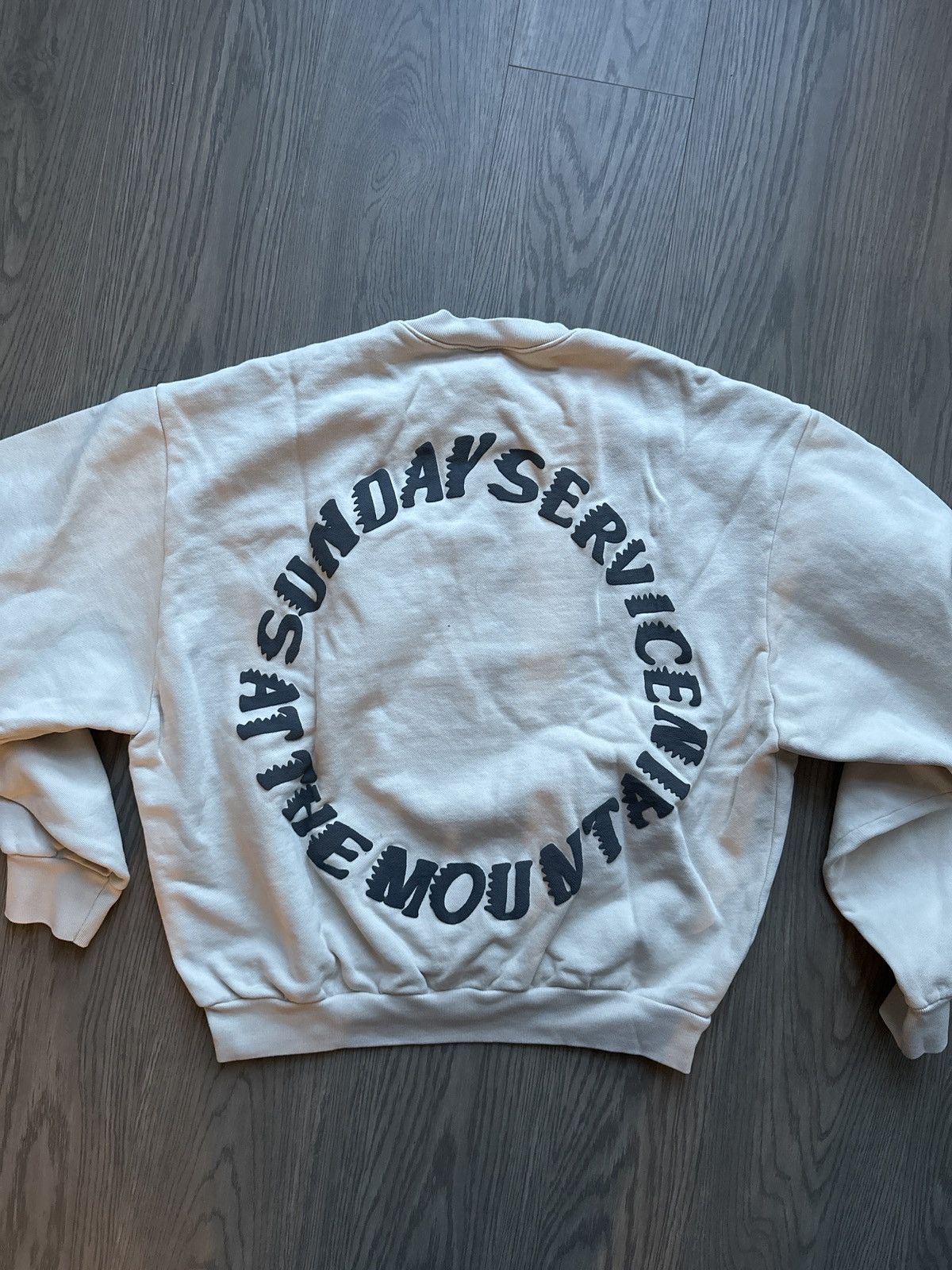 Cactus Plant Flea Market × Kanye West × Yeezy SUNDAY SERVICE HOLY SPIRIT ATM KANYE WEST CREWNECK Size US S / EU 44-46 / 1 - 2 Thumbnail