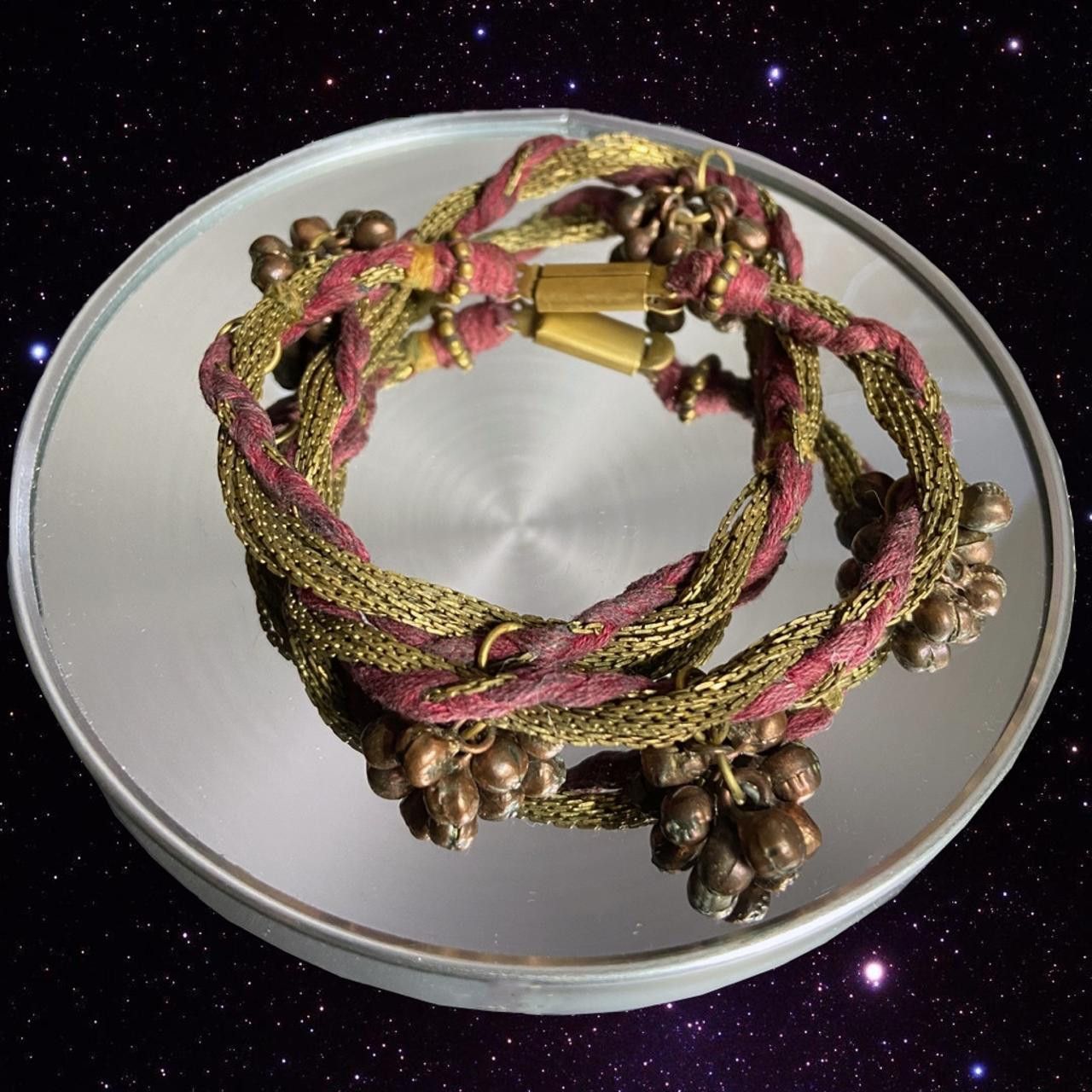 Jewelry × Other × Vintage Maroon and gold boho metal beaded necklace Size ONE SIZE - 5 Thumbnail