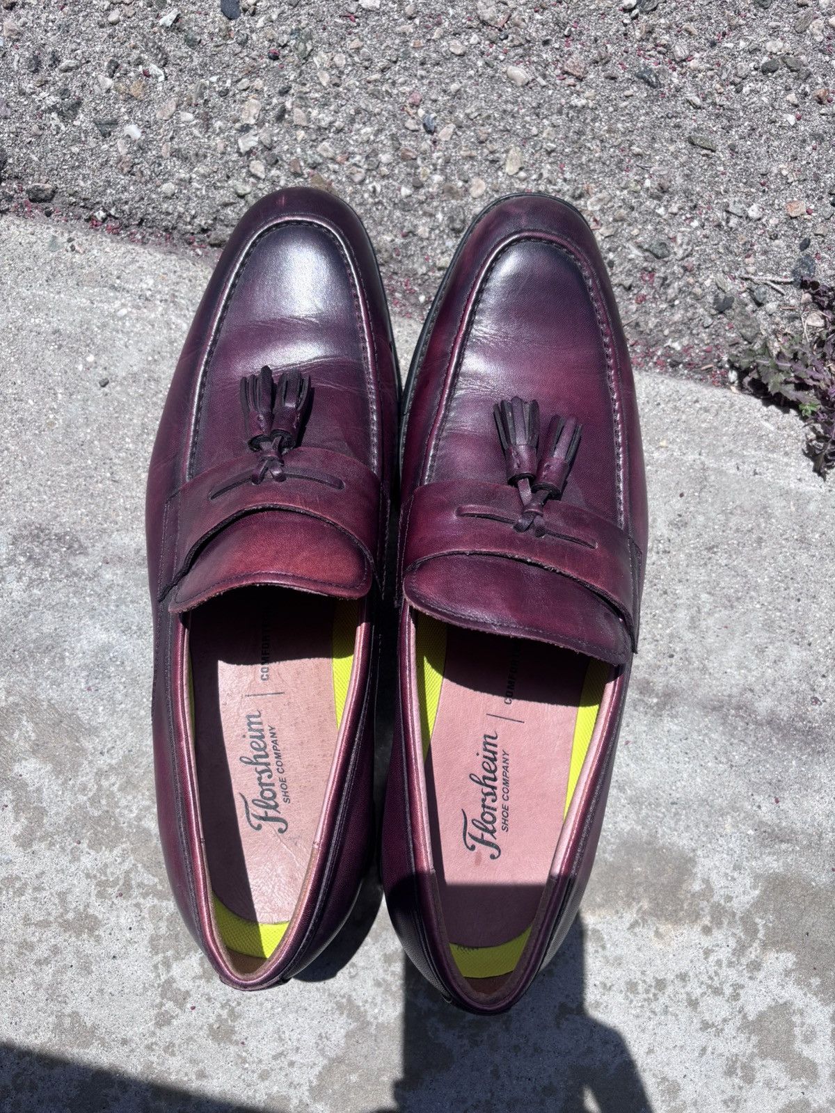 Florsheim Leather Tassle Burgundy Loafers Size US 9 / EU 42 - 2 Thumbnail