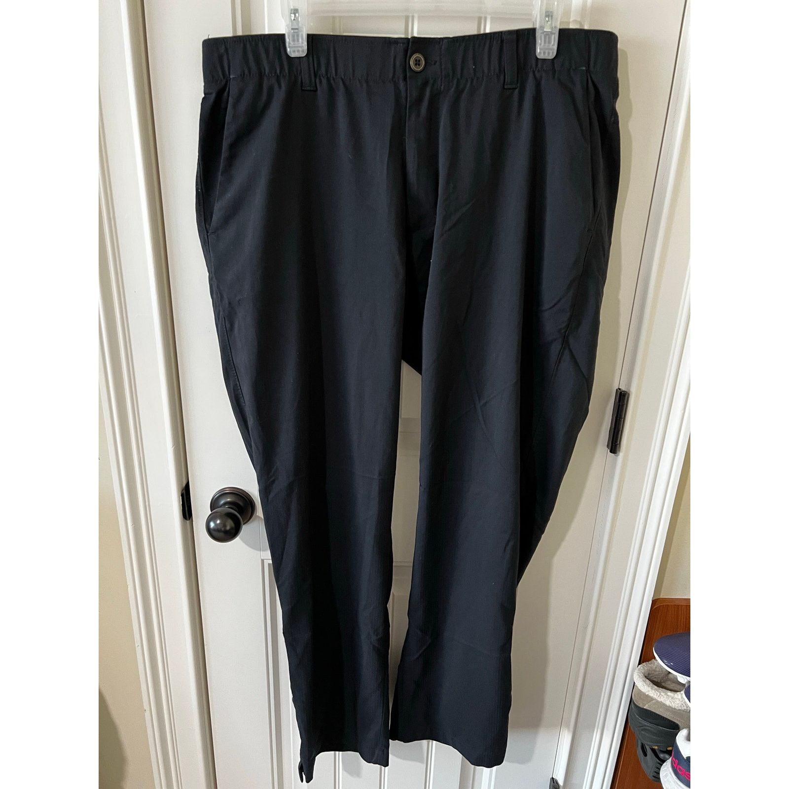 Under Armour UA Tech Pants Smooth stretchy fabric waistband Black 38x32 Size US 38 / EU 54 - 2 Thumbnail