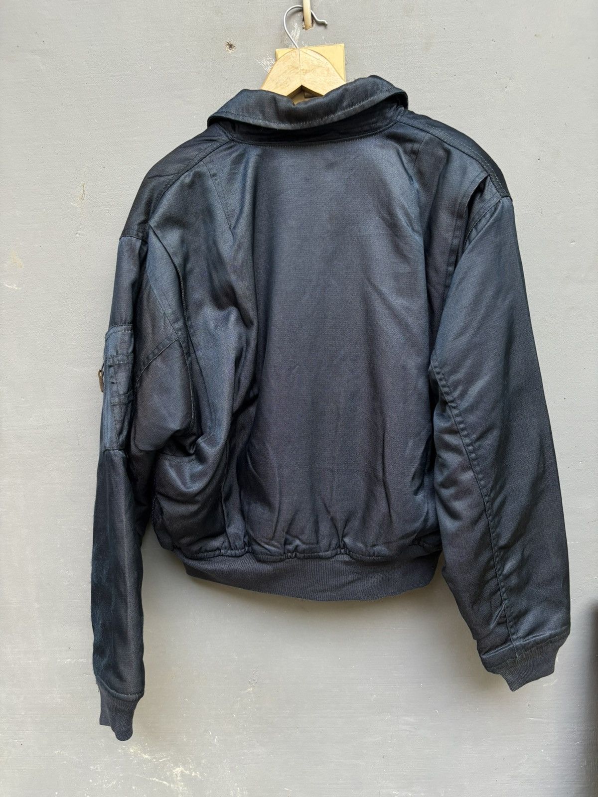 Schott Schott cwu 45 bomber jacket vintage 90s Size US L / EU 52-54 / 3 - 9 Thumbnail