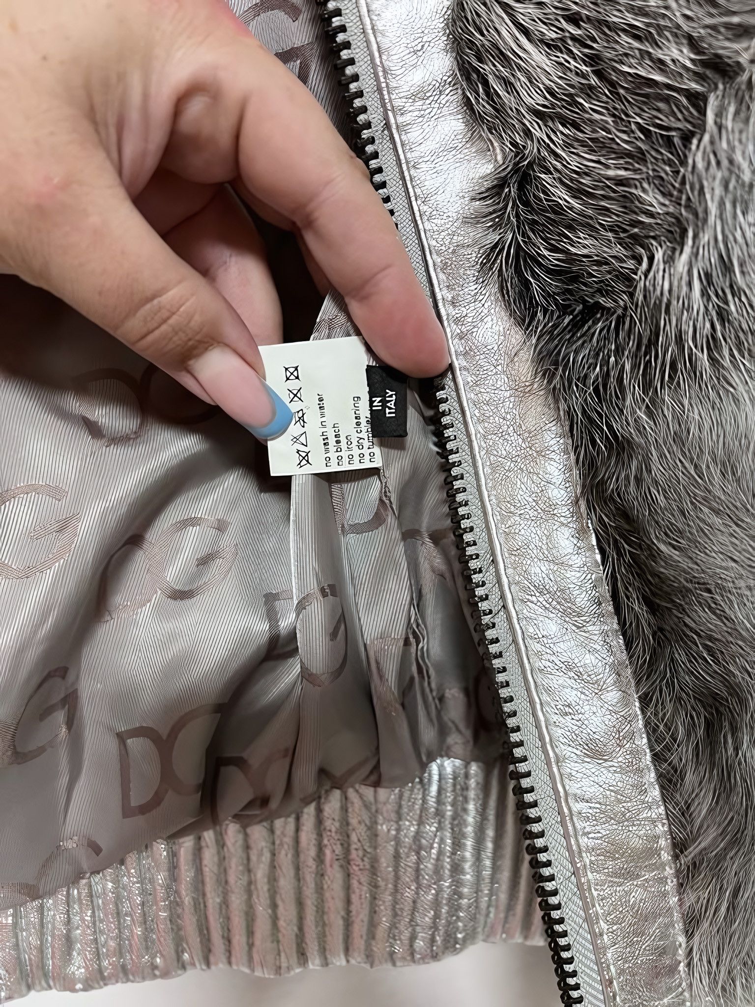 Dolce & Gabbana GOAT FUR LEATHER JACKET Size XS / US 0-2 / IT 36-38 - 7 Thumbnail