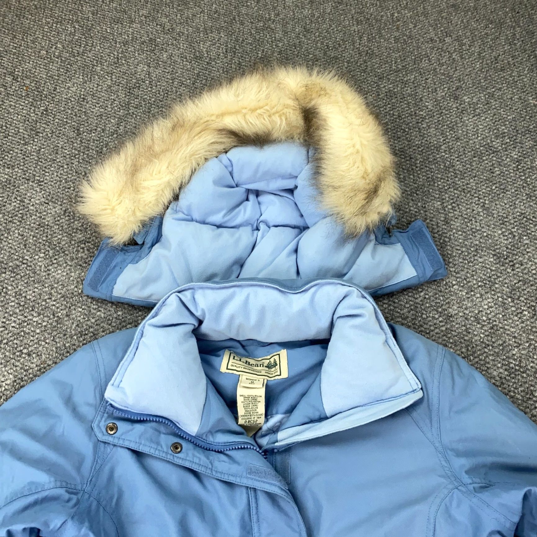 Vintage L.L. Bean Parka Womens Medium Blue Insulated Down Hooded Coat with Fur Trim Zip Size M / US 6-8 / IT 42-44 - 3 Thumbnail