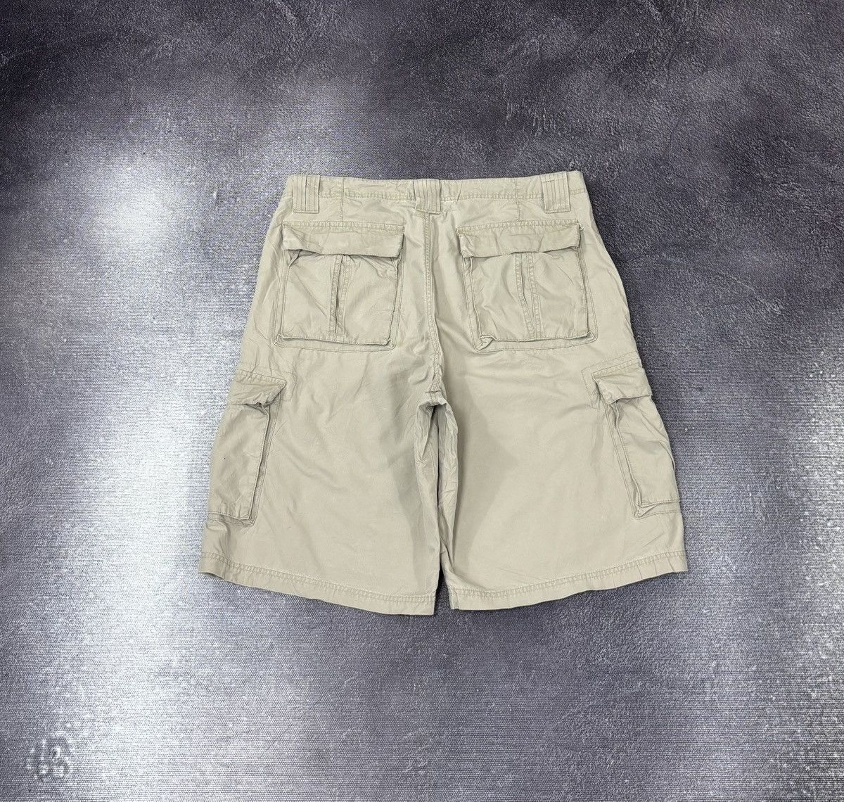 Lee Vintage Lee Dungarees Y2K Beige Work Hype Baggy Cargo Shorts Size US 36 / EU 52 - 2 Thumbnail