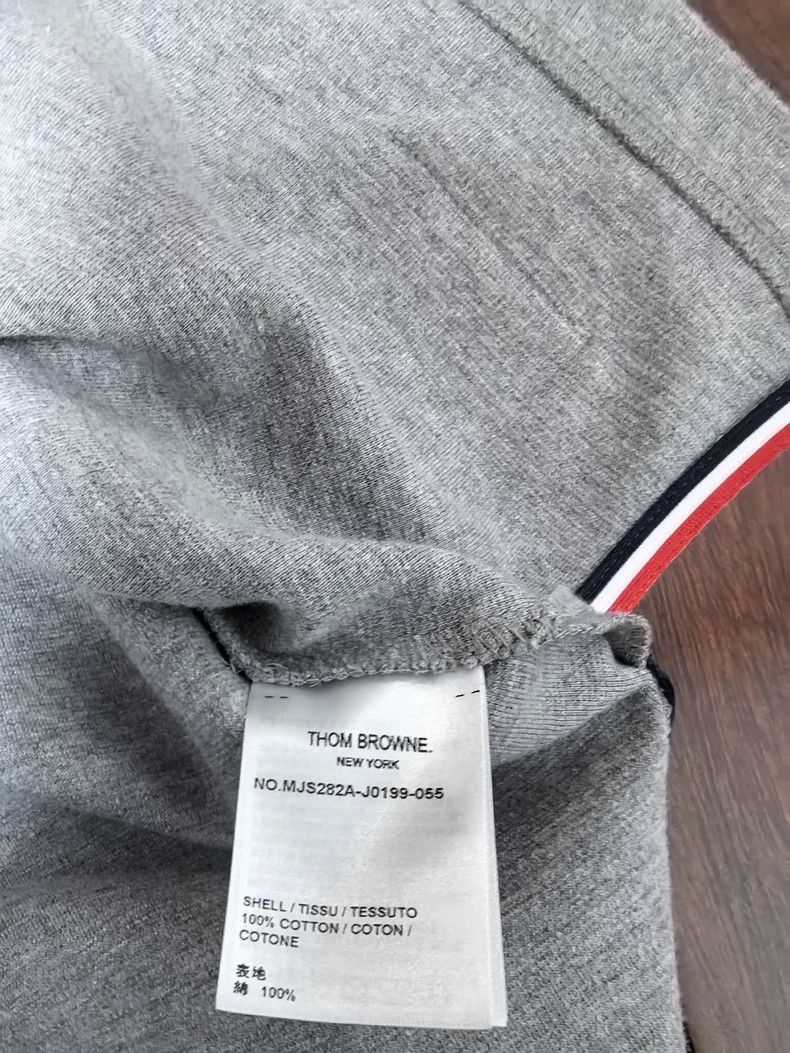 Thom Browne thom browneShort-sleeved 2503-Nextarrow Size US M / EU 48-50 / 2 - 6 Thumbnail