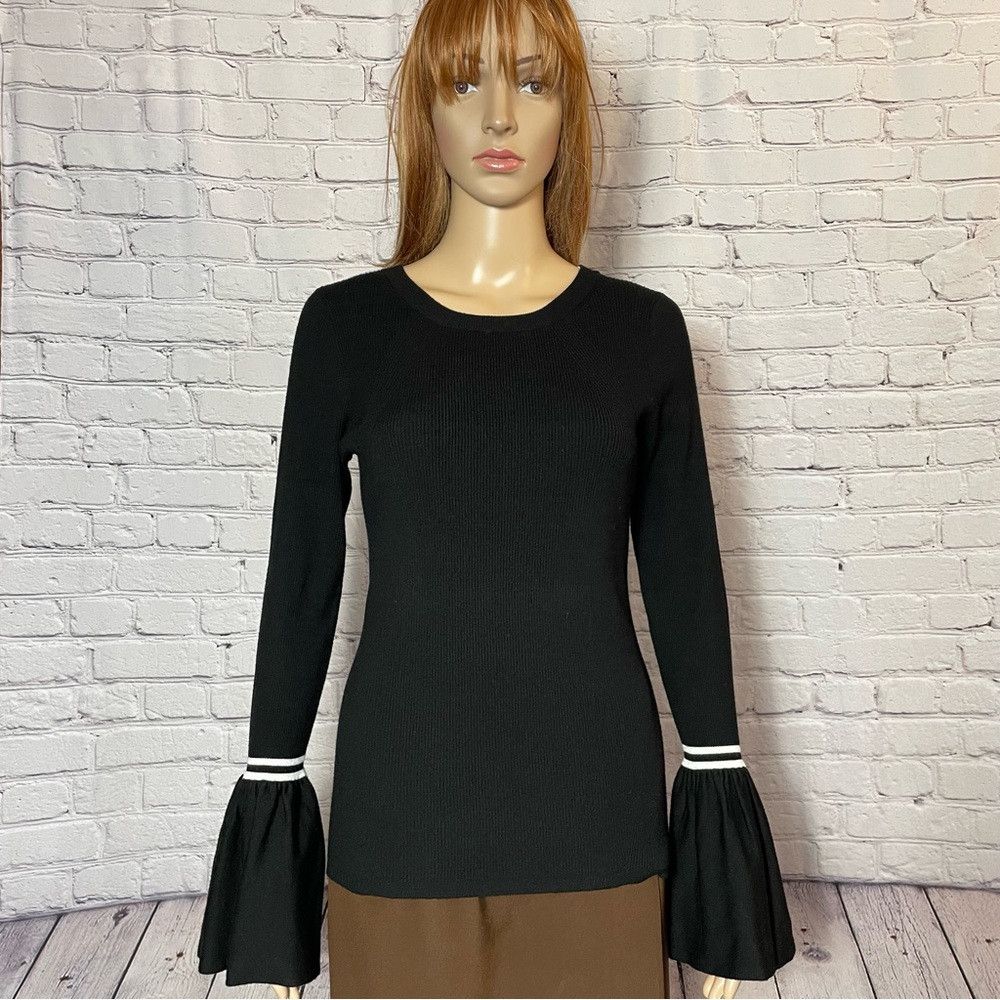 Other Margaret O'Leary Black Bell Sleeve Viscose Sweater Size L Size L / US 10 / IT 46 - 1 Thumbnail