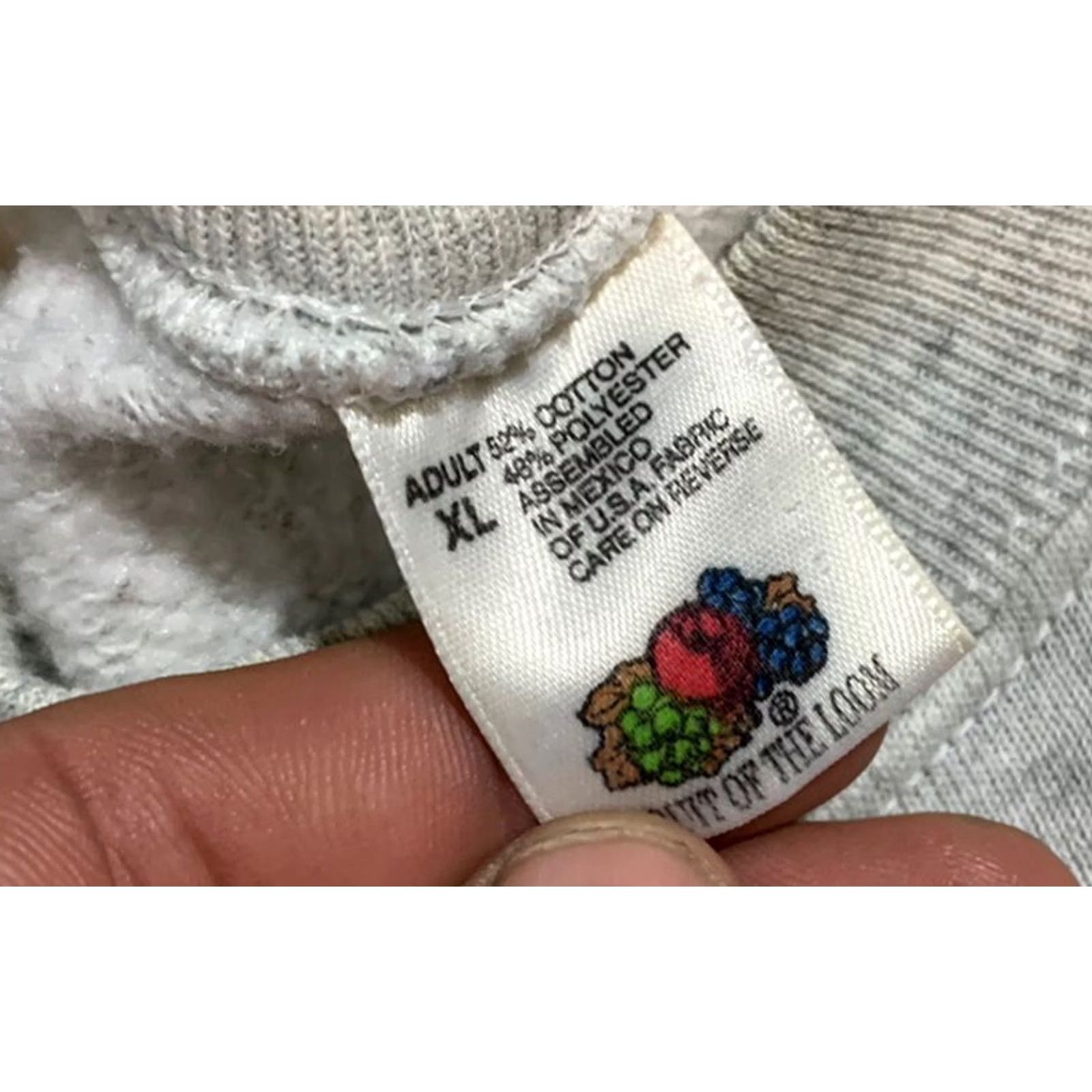 Fruit Of The Loom VINTAGE Fruit of the Loom Crewneck Sweatshirt Mens XL Gray Cotton Graphic Print Size US XL / EU 56 / 4 - 3 Thumbnail