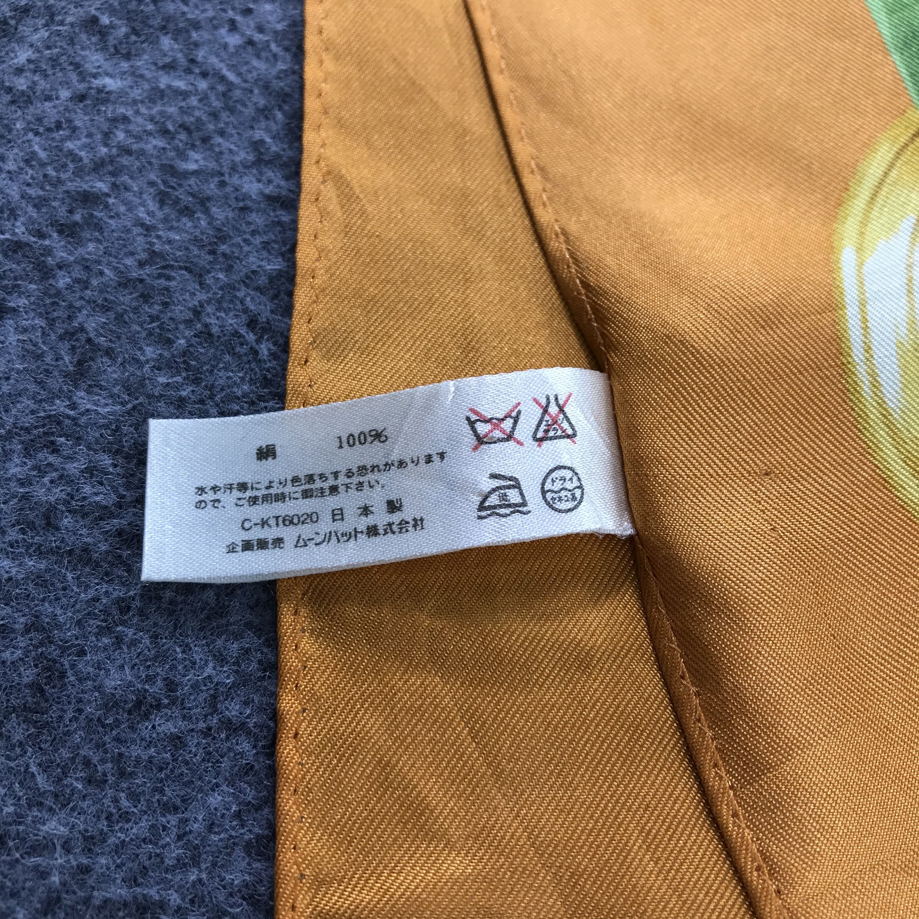 Japanese Brand Vintage Elle Silk Scarf M20 Size ONE SIZE - 9 Thumbnail